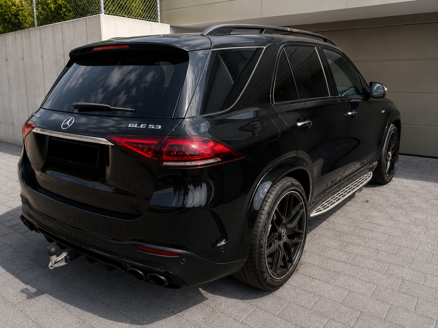 MERCEDES-BENZ GLE 53 AMG 4matic+-image-2