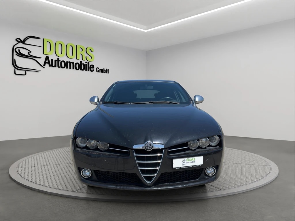 ALFA ROMEO 159 Sportwagon 2.4 JTD Distinctive Q-Tronic-showroom-element-1