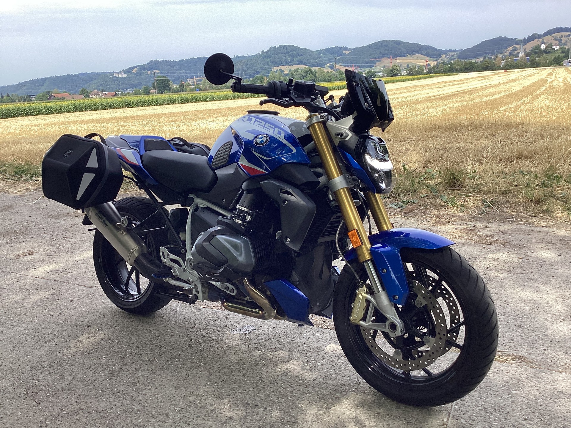 BMW R 1250 R-image-1