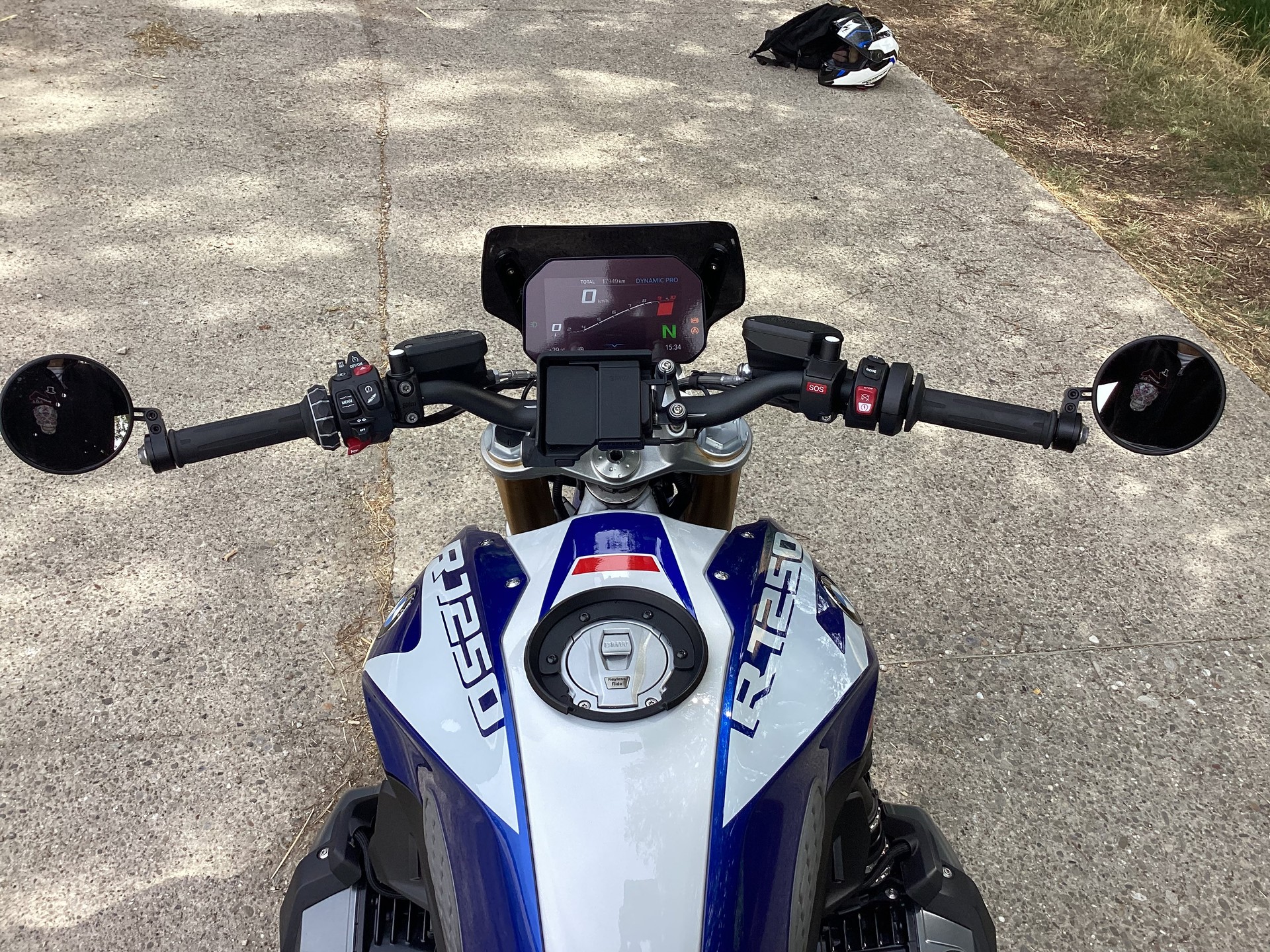 BMW R 1250 R-image-2