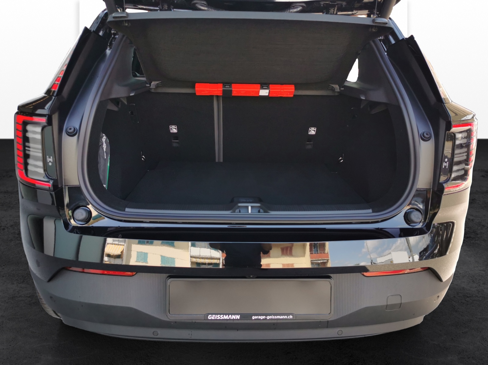 VOLVO EX30 E60 Twin Ultra Performance AWD-image-18