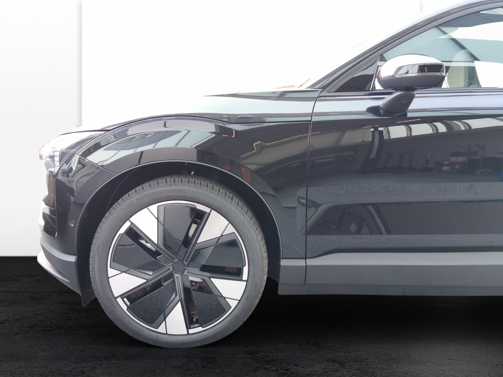 VOLVO EX30 E60 Twin Ultra Performance AWD-image-17