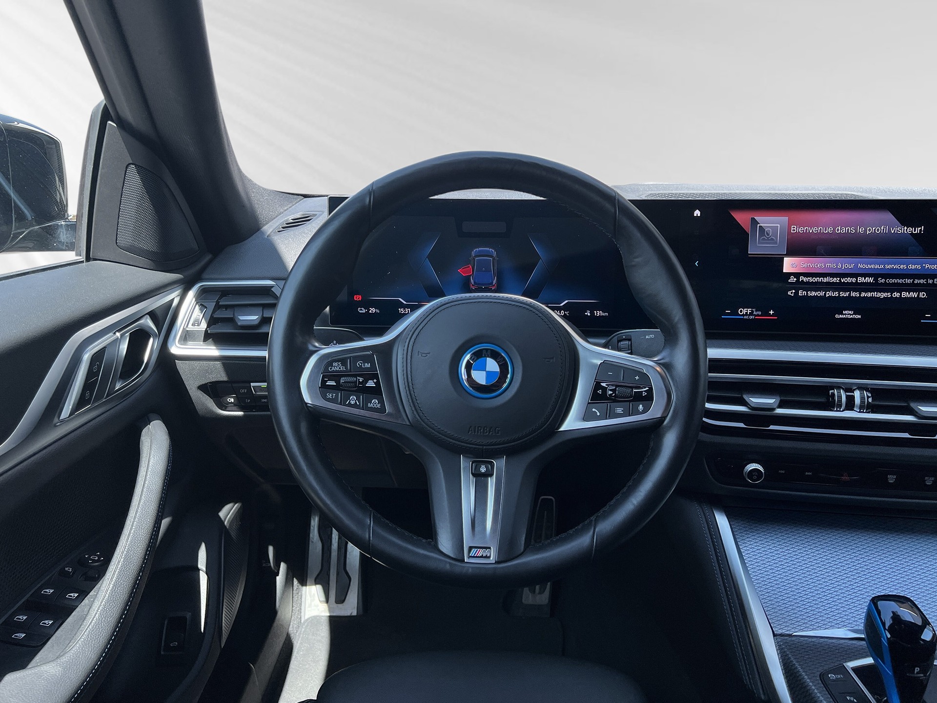 BMW i4 eDrive 40 M Sport-image-4