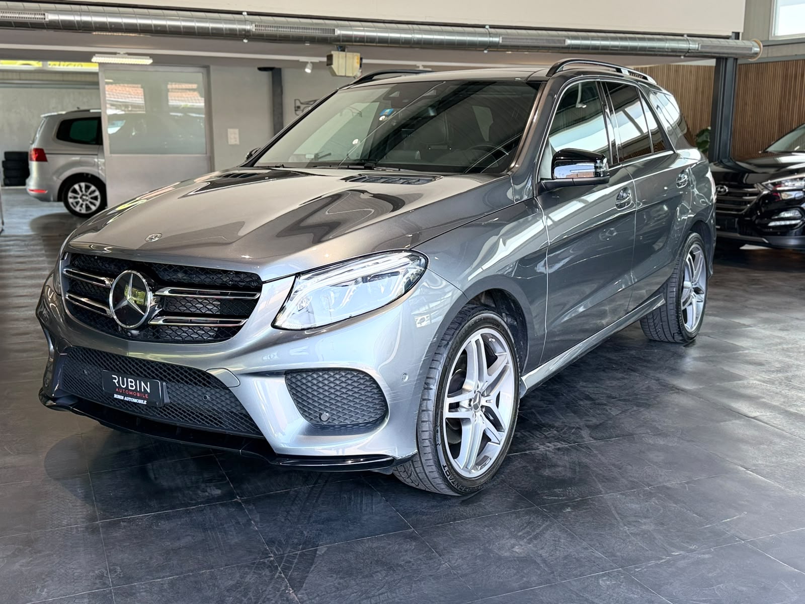 MERCEDES-BENZ GLE 350 d AMG Line 4Matic 9G-Tronic