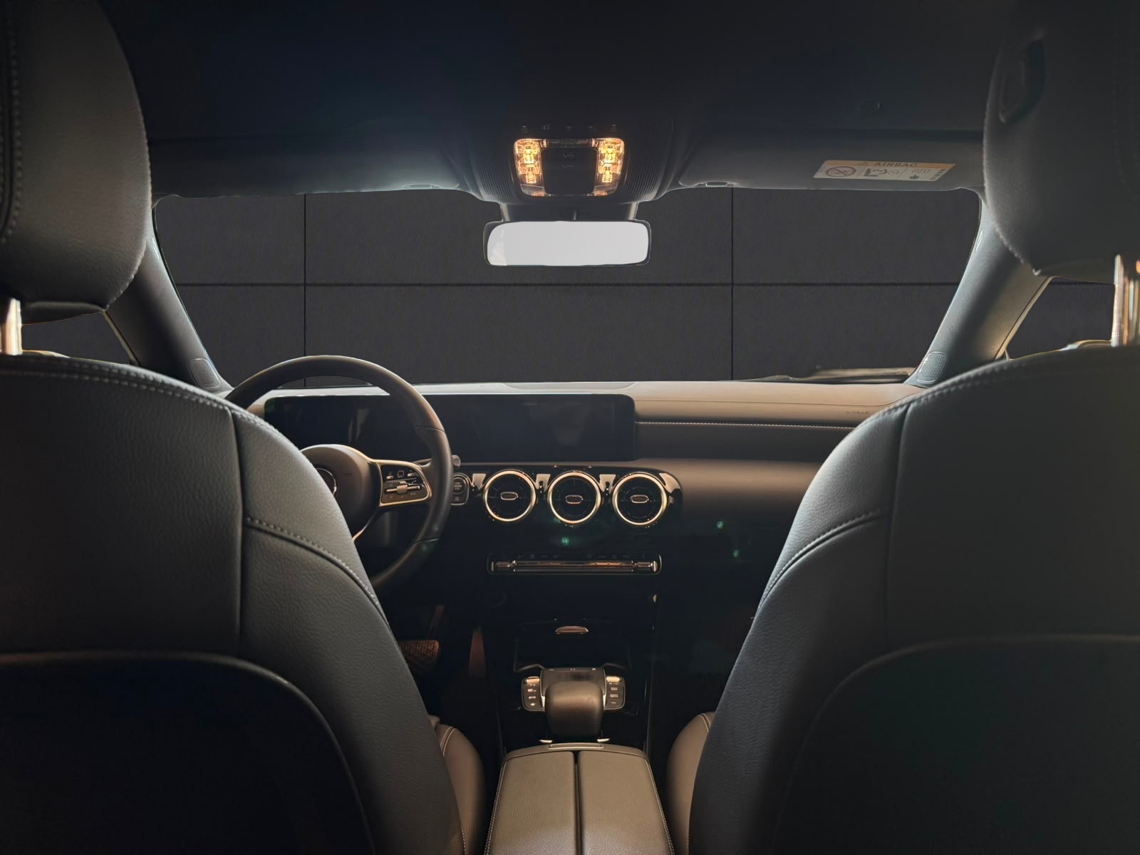MERCEDES-BENZ CLA 200 d Progressive 8G-DCT-image-18