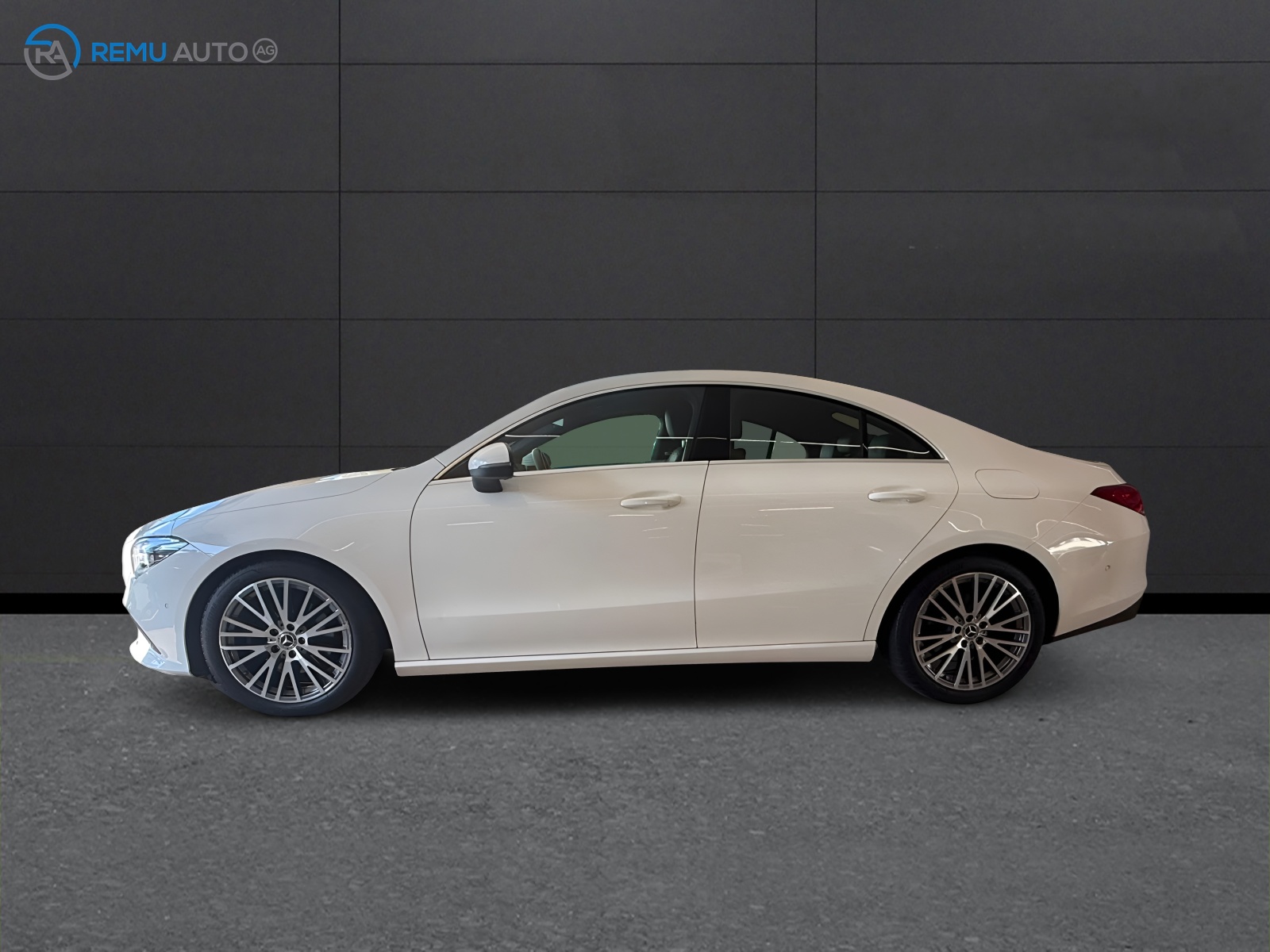 MERCEDES-BENZ CLA 200 d Progressive 8G-DCT-image-6