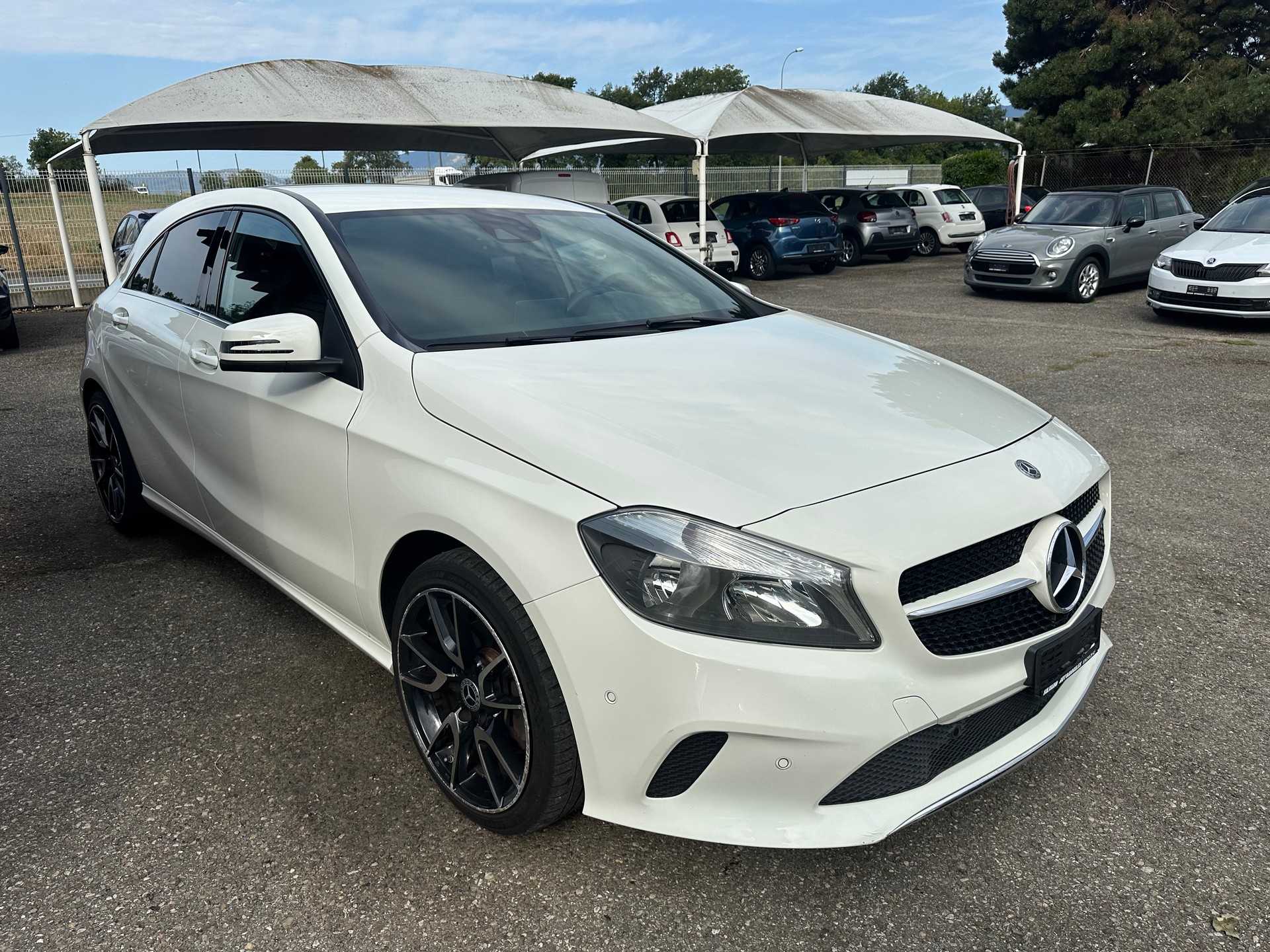 MERCEDES-BENZ A 180 Style 7G-DCT-showroom-element-2