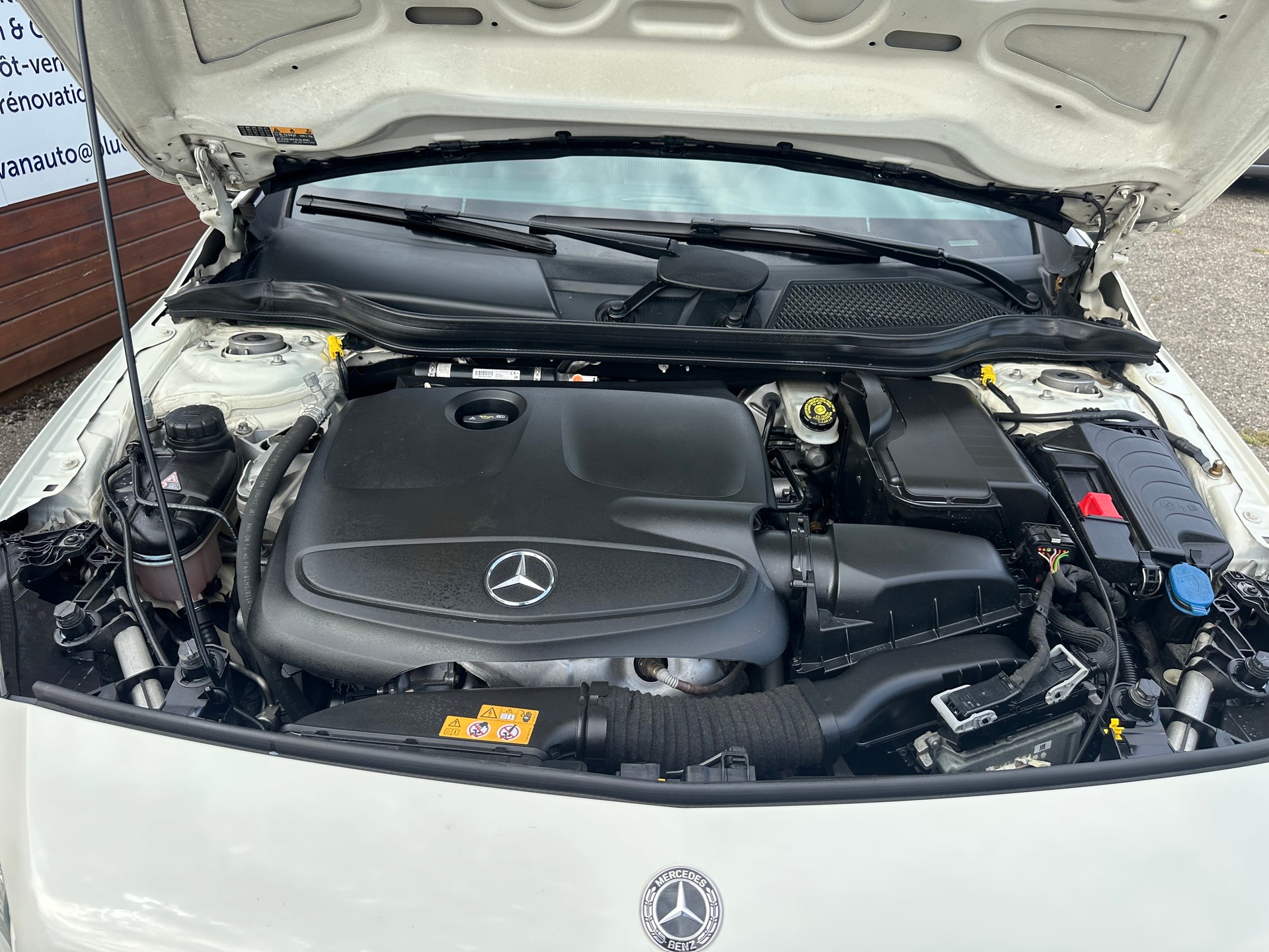 MERCEDES-BENZ A 180 Style 7G-DCT-image-13