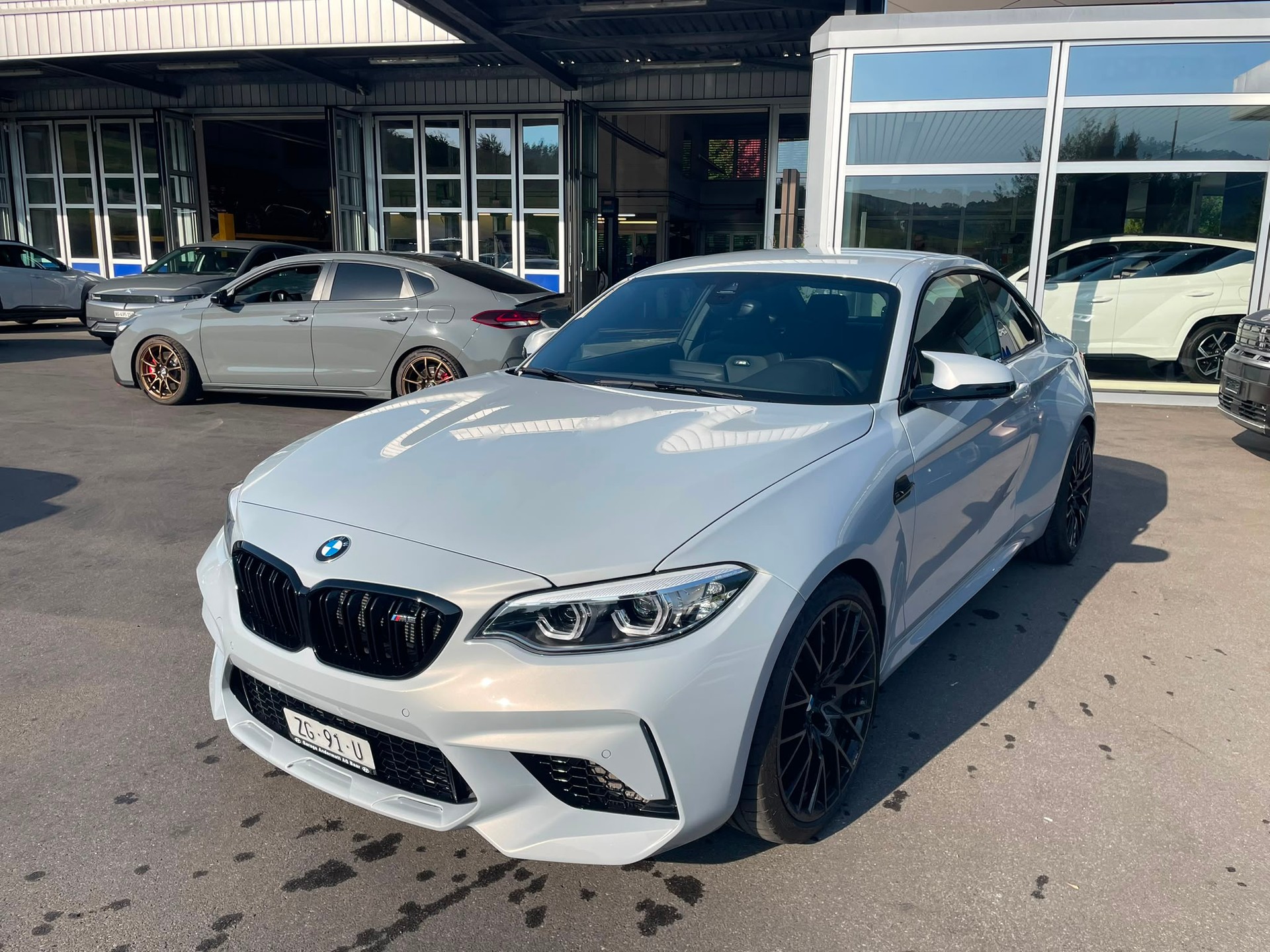 BMW M2 Competition Swiss Performance Edition-showroom-element-2
