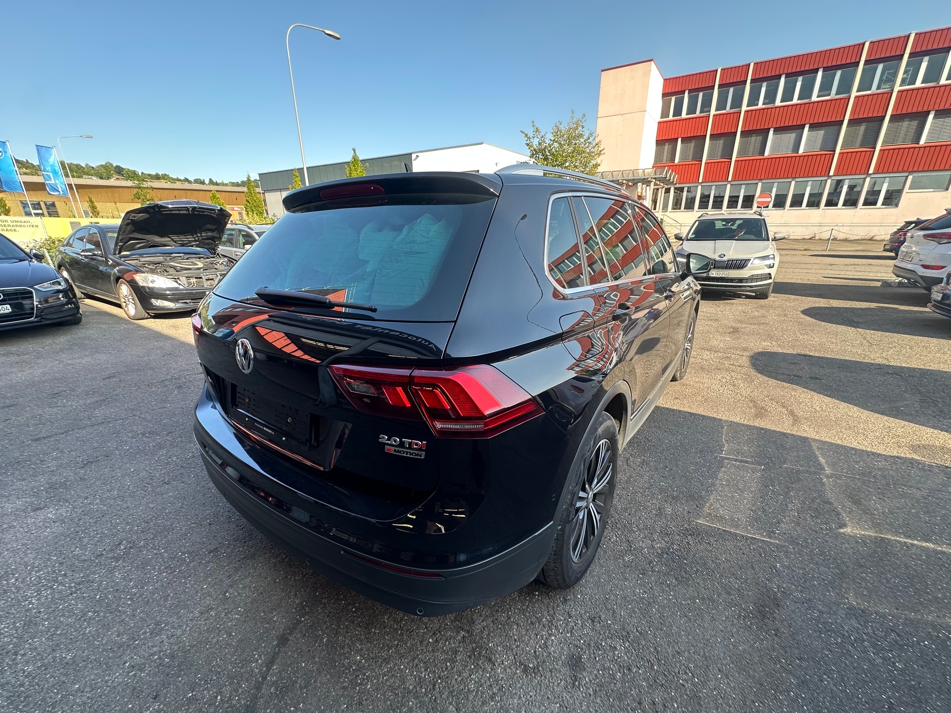 VW Tiguan 2.0 TDI SCR Highline 4Motion DSG-showroom-element-3