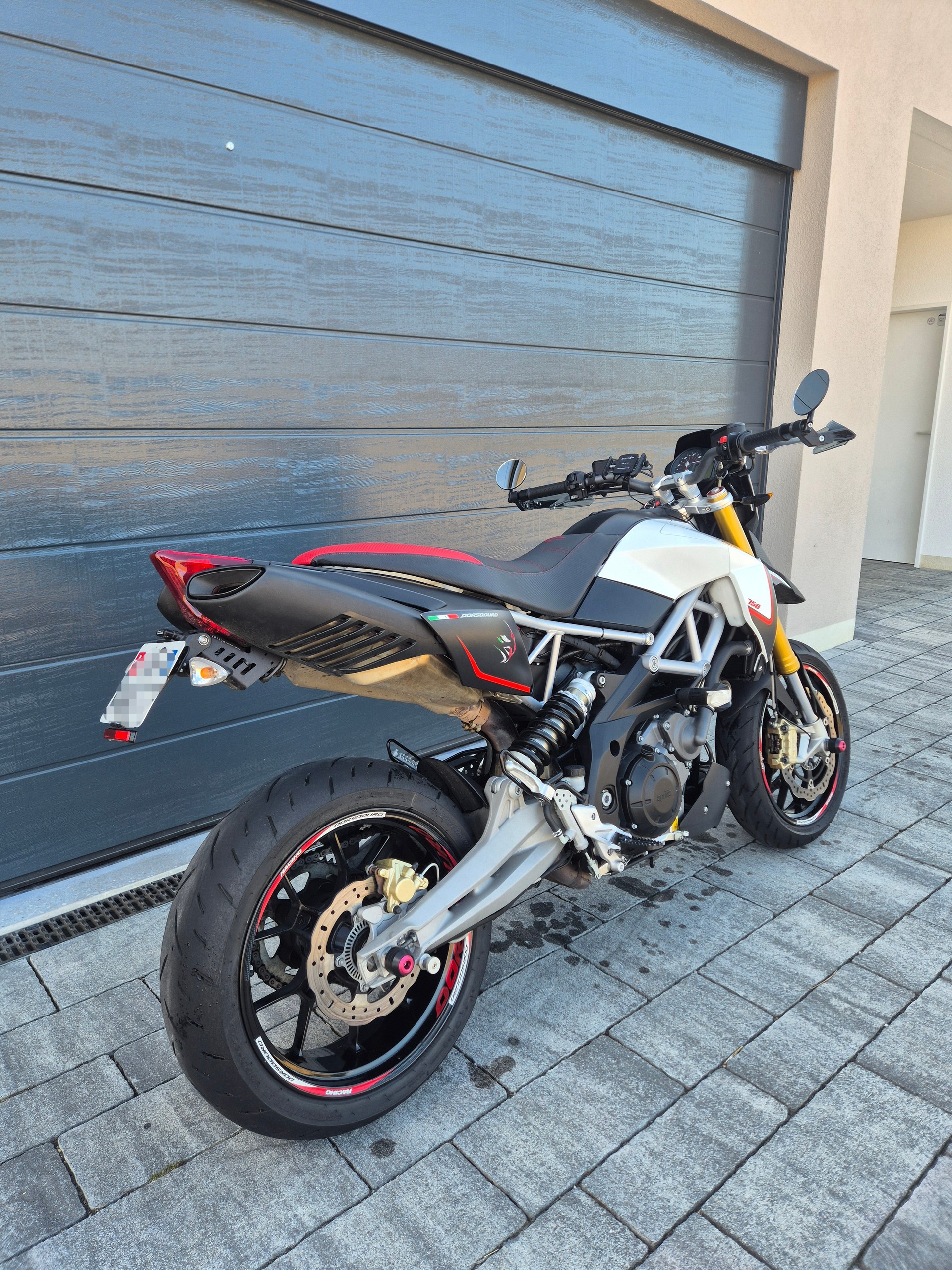 APRILIA Dorsoduro SMV 750-image-7