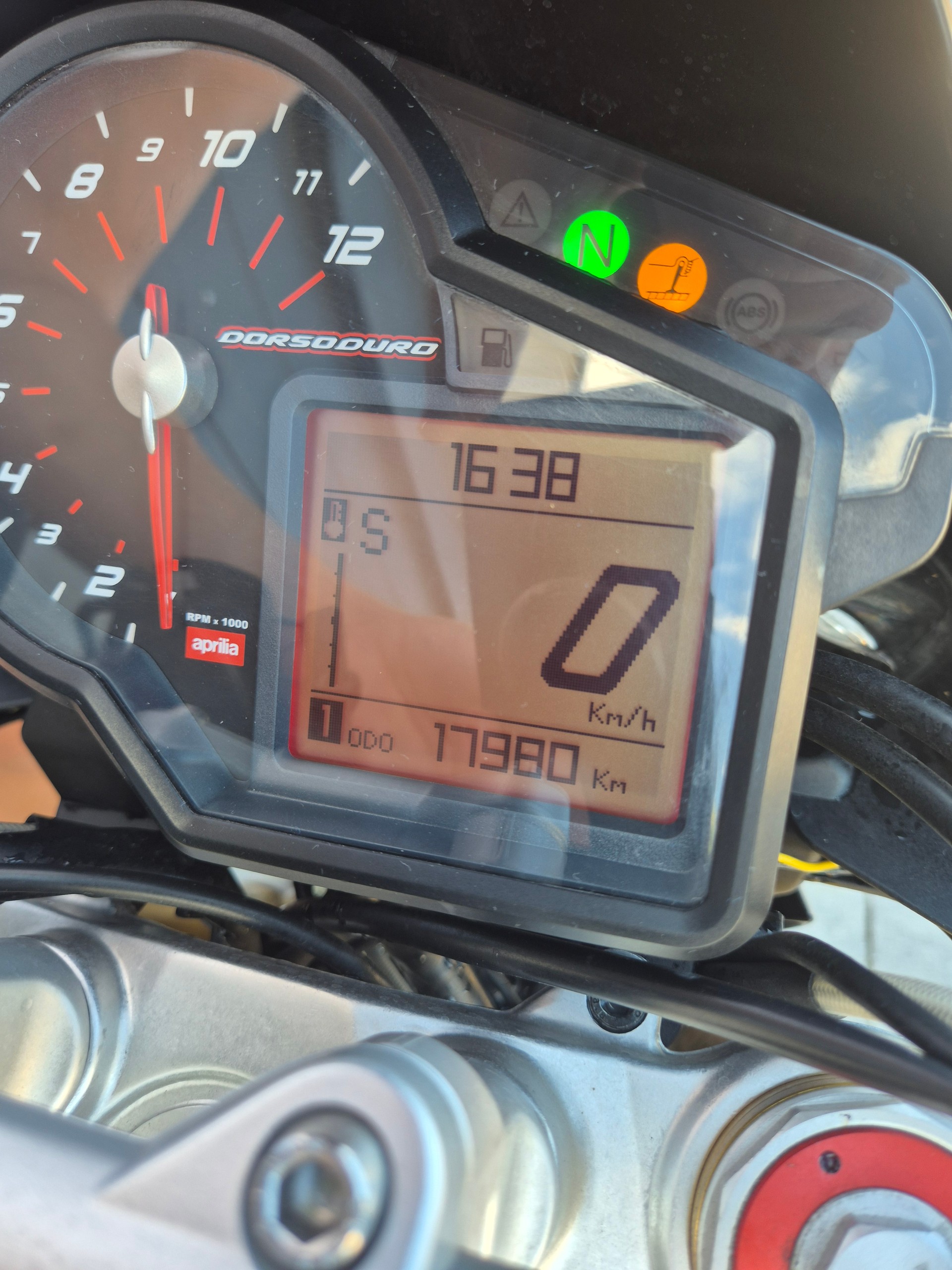 APRILIA Dorsoduro SMV 750-image-11