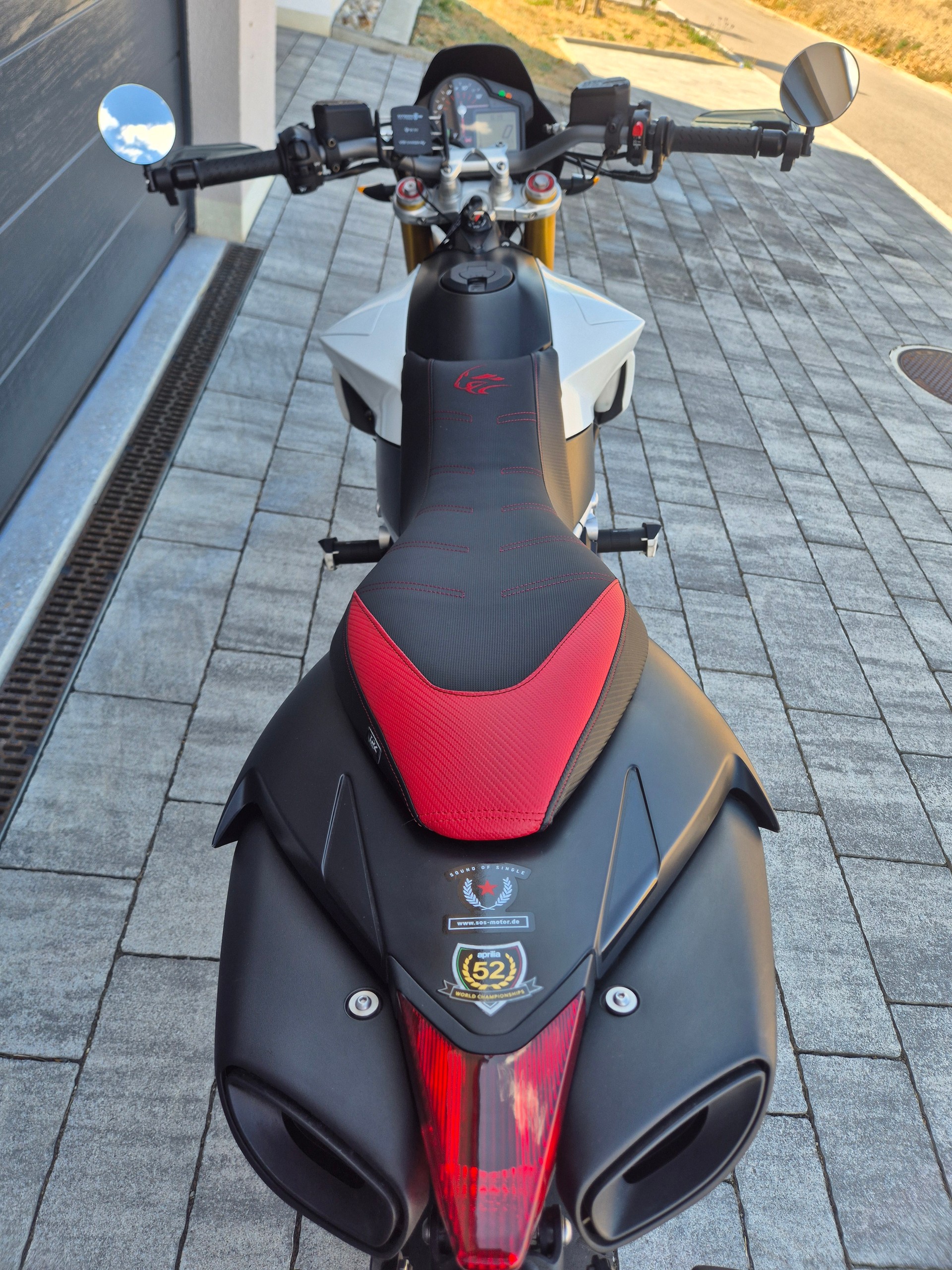 APRILIA Dorsoduro SMV 750-image-9