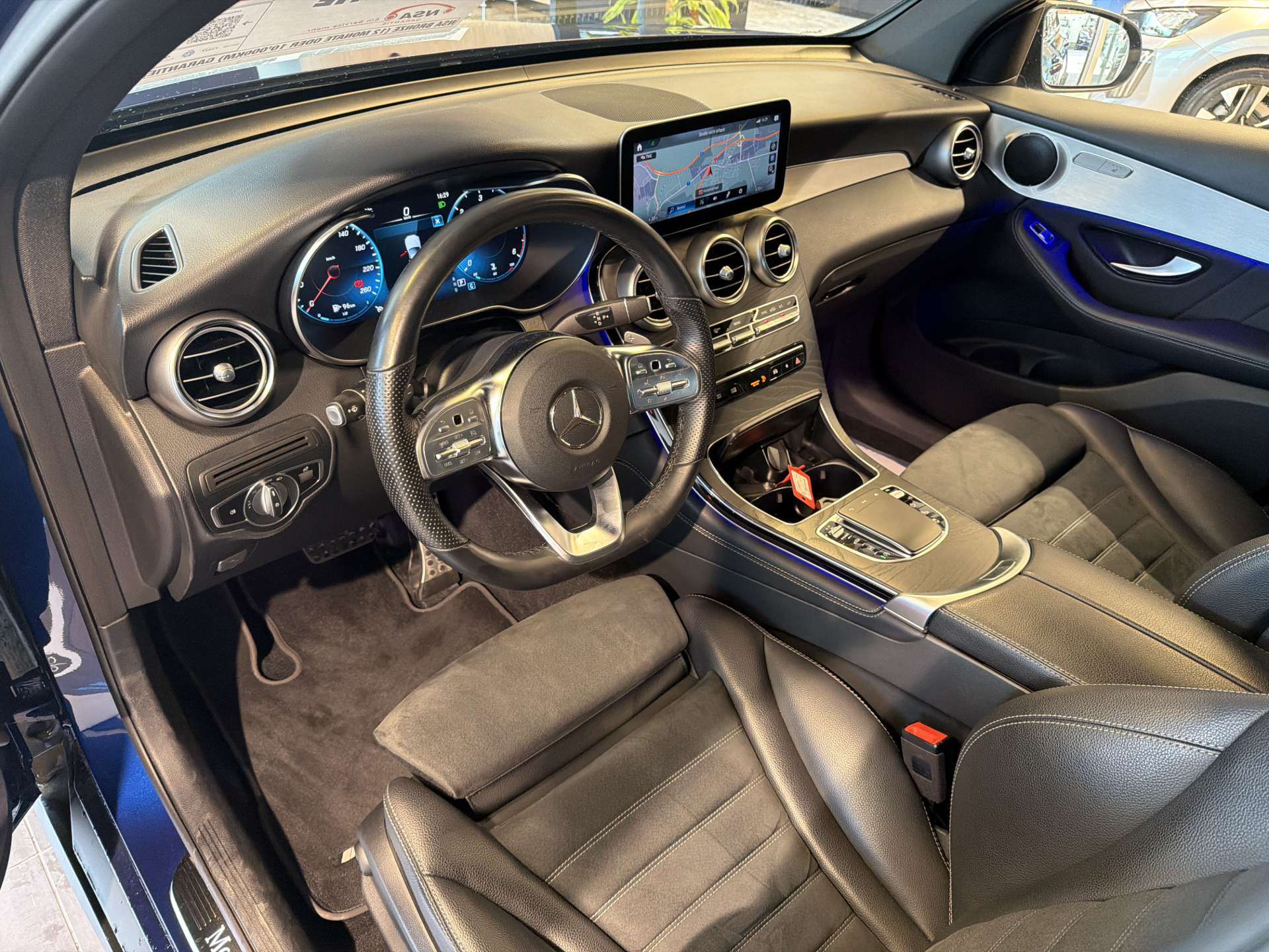 MERCEDES-BENZ GLC Coupé 400 d 330PS AMG-Line 4Matic G-Tronic Automat-image-5