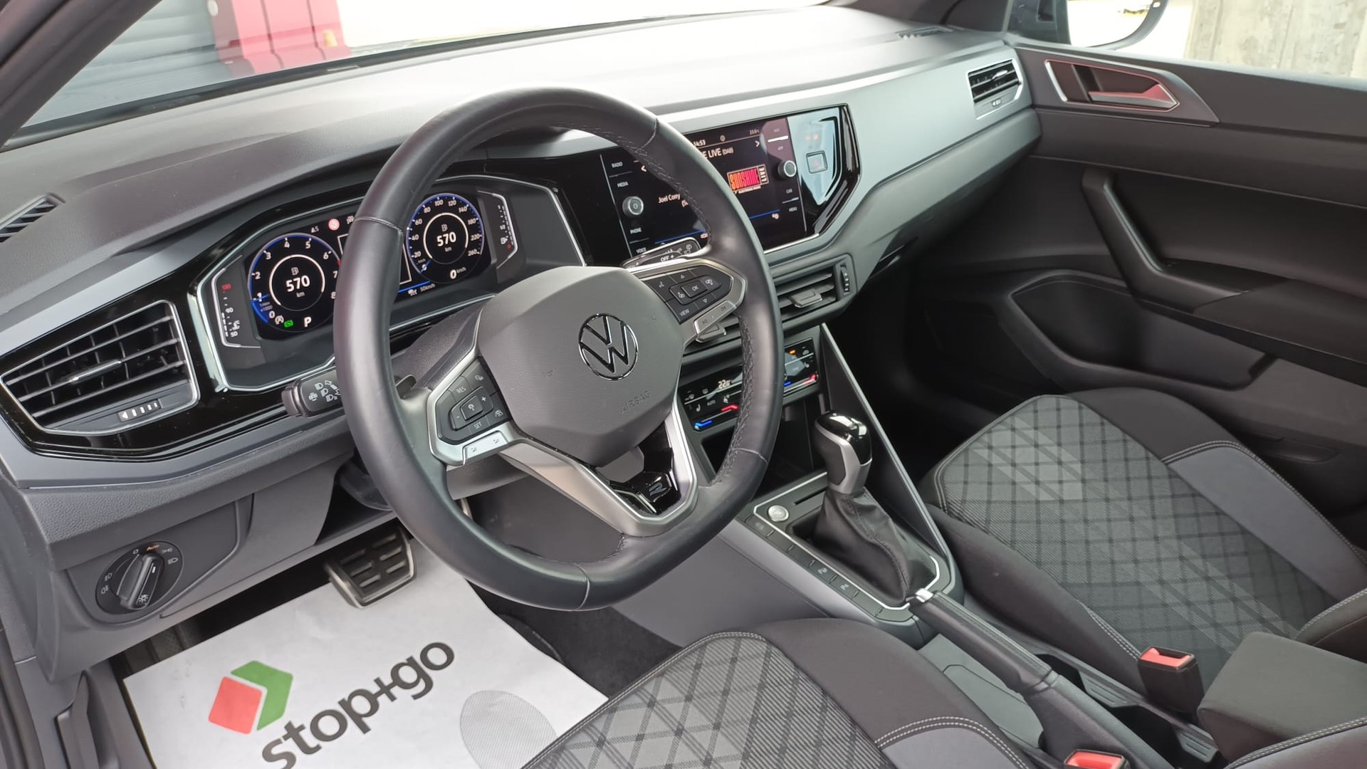 VW Taigo 1.0 TSI R-Line DSG-image-8
