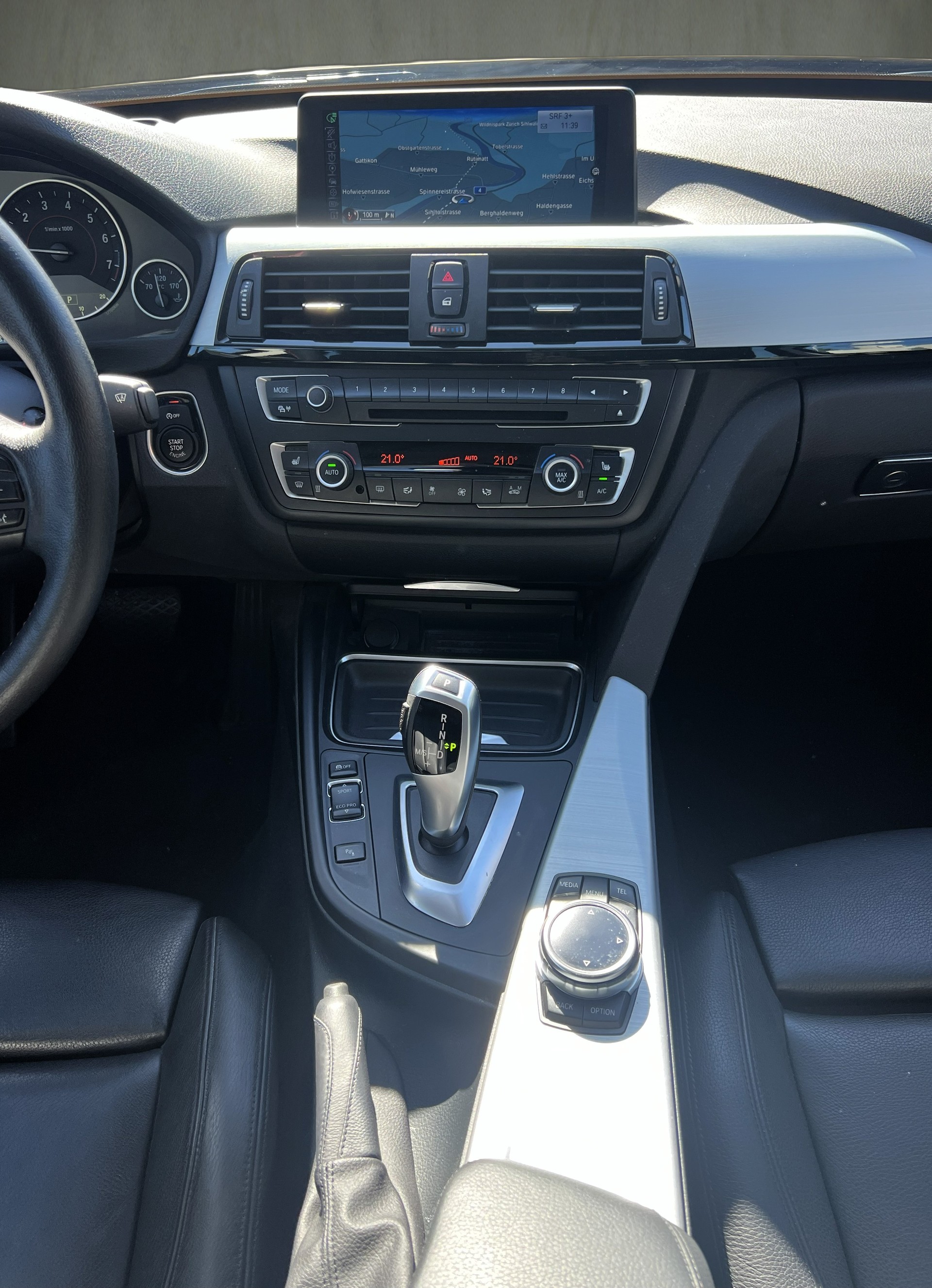 BMW 335i GT xDrive Sport Line Steptronic-image-22