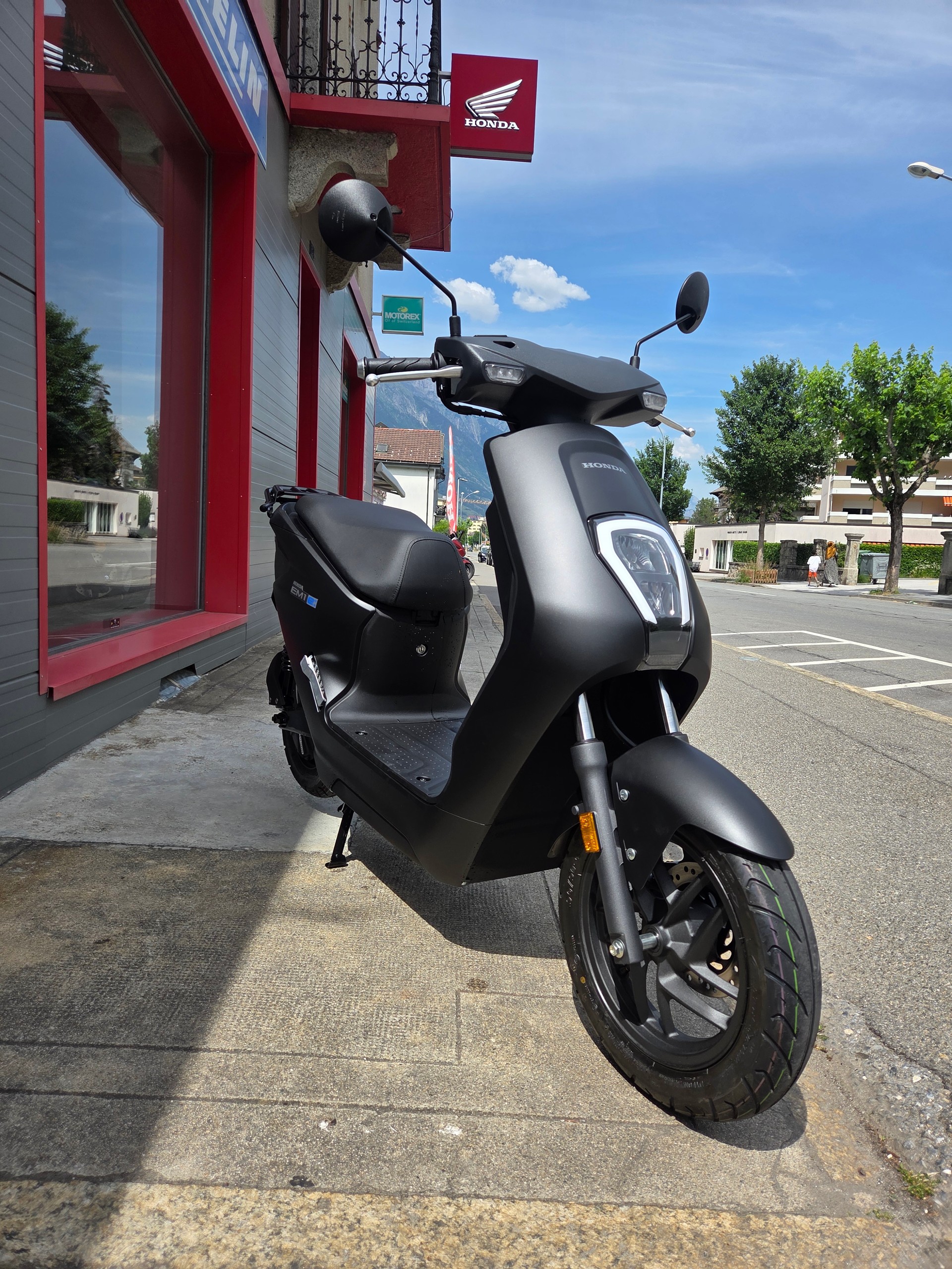 HONDA EM1-E-image-0