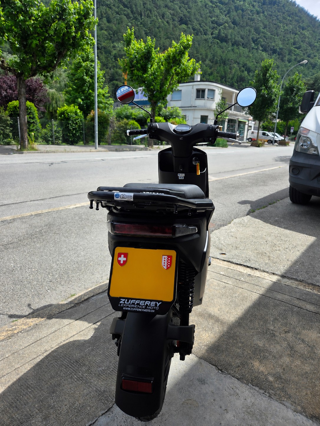 HONDA EM1-E-image-3
