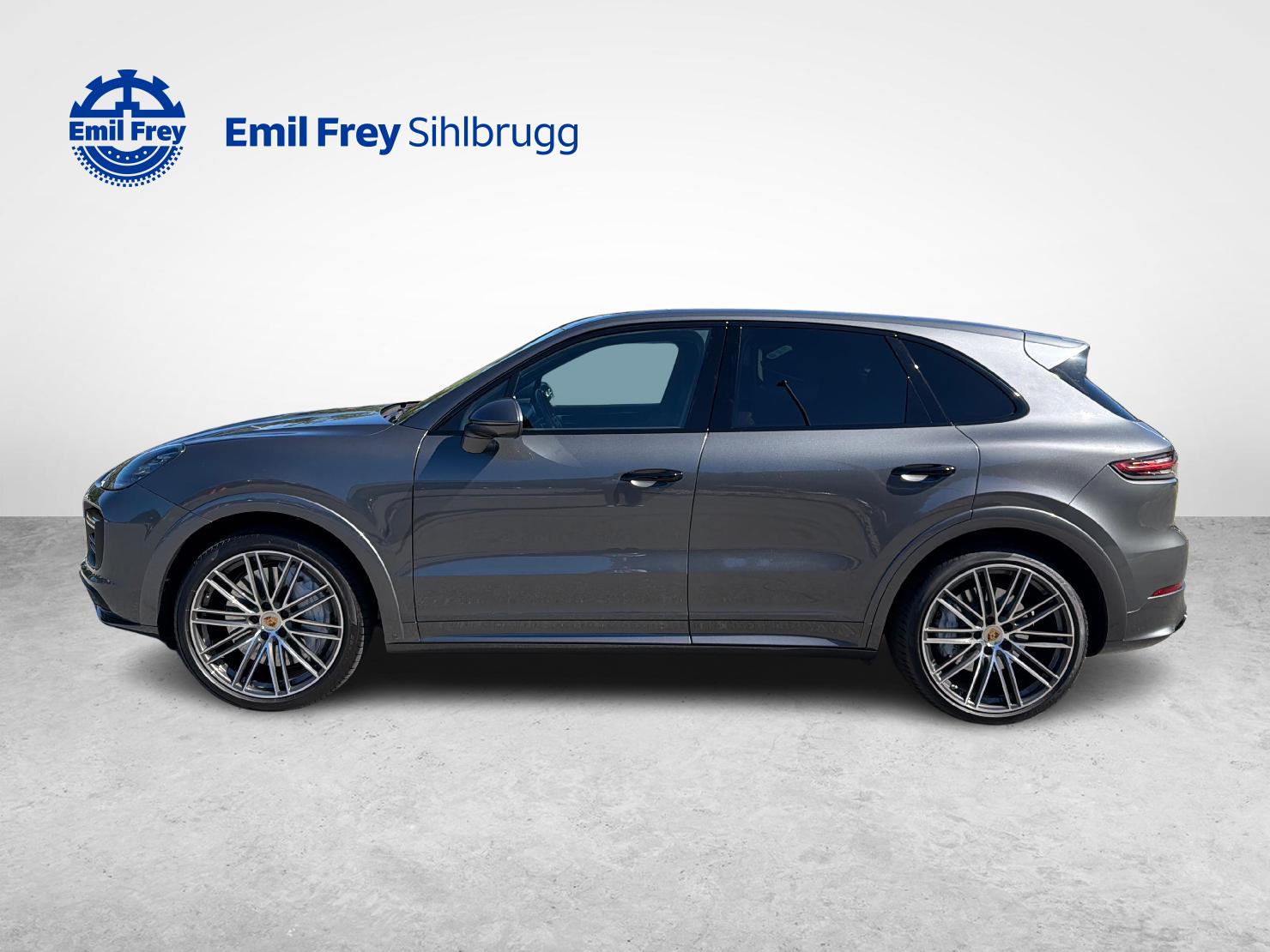 PORSCHE Cayenne 4.0 V8 Turbo-image-5