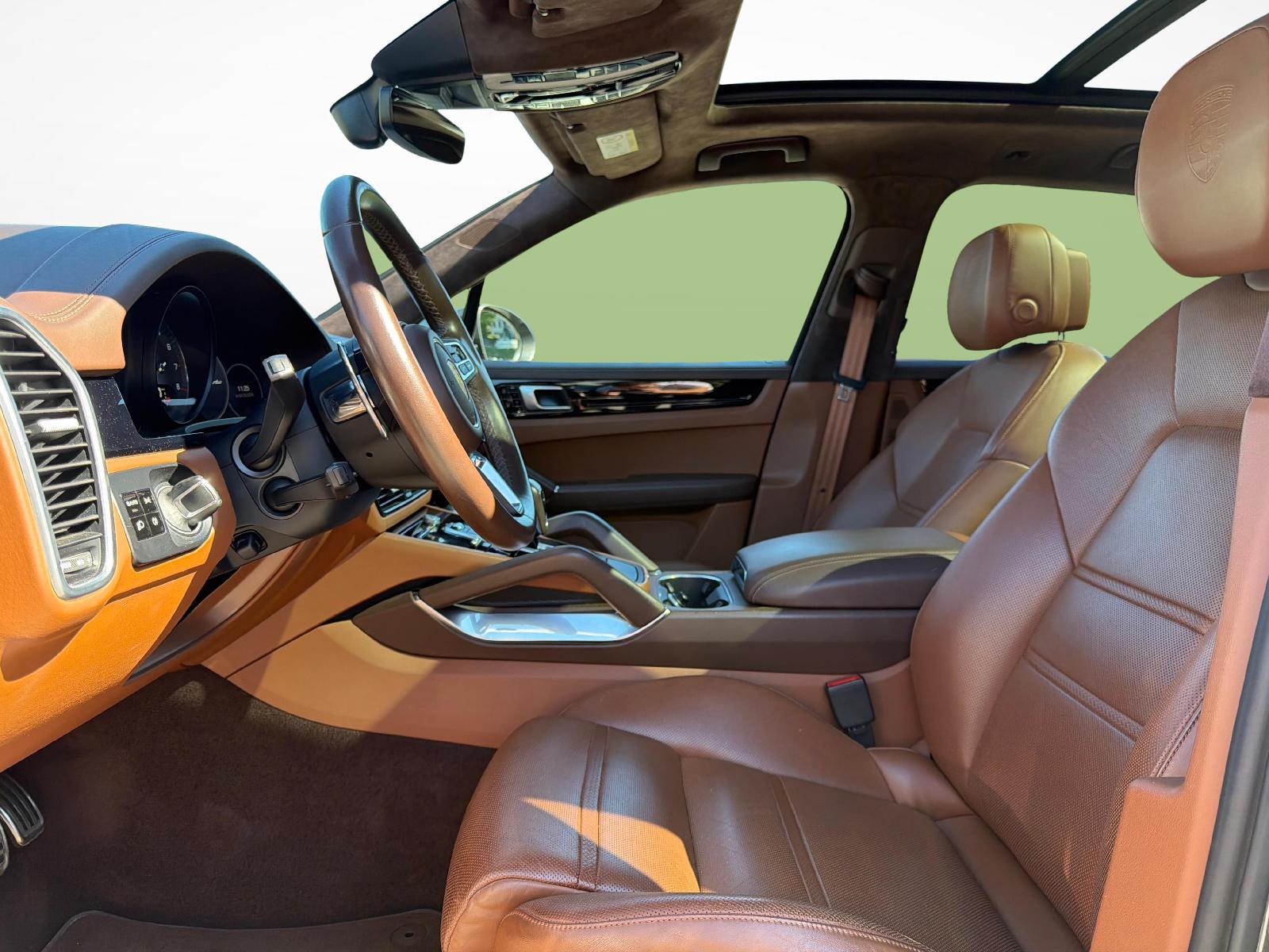PORSCHE Cayenne 4.0 V8 Turbo-showroom-element-1