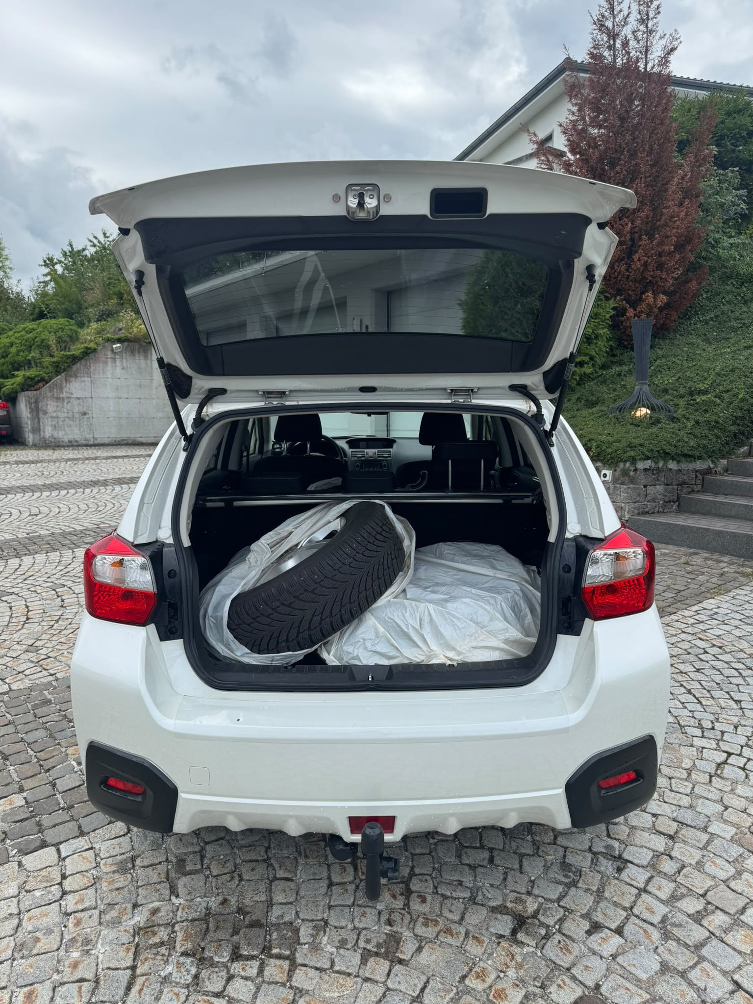 SUBARU XV 2.0 Swiss Two AWD CVT-image-5