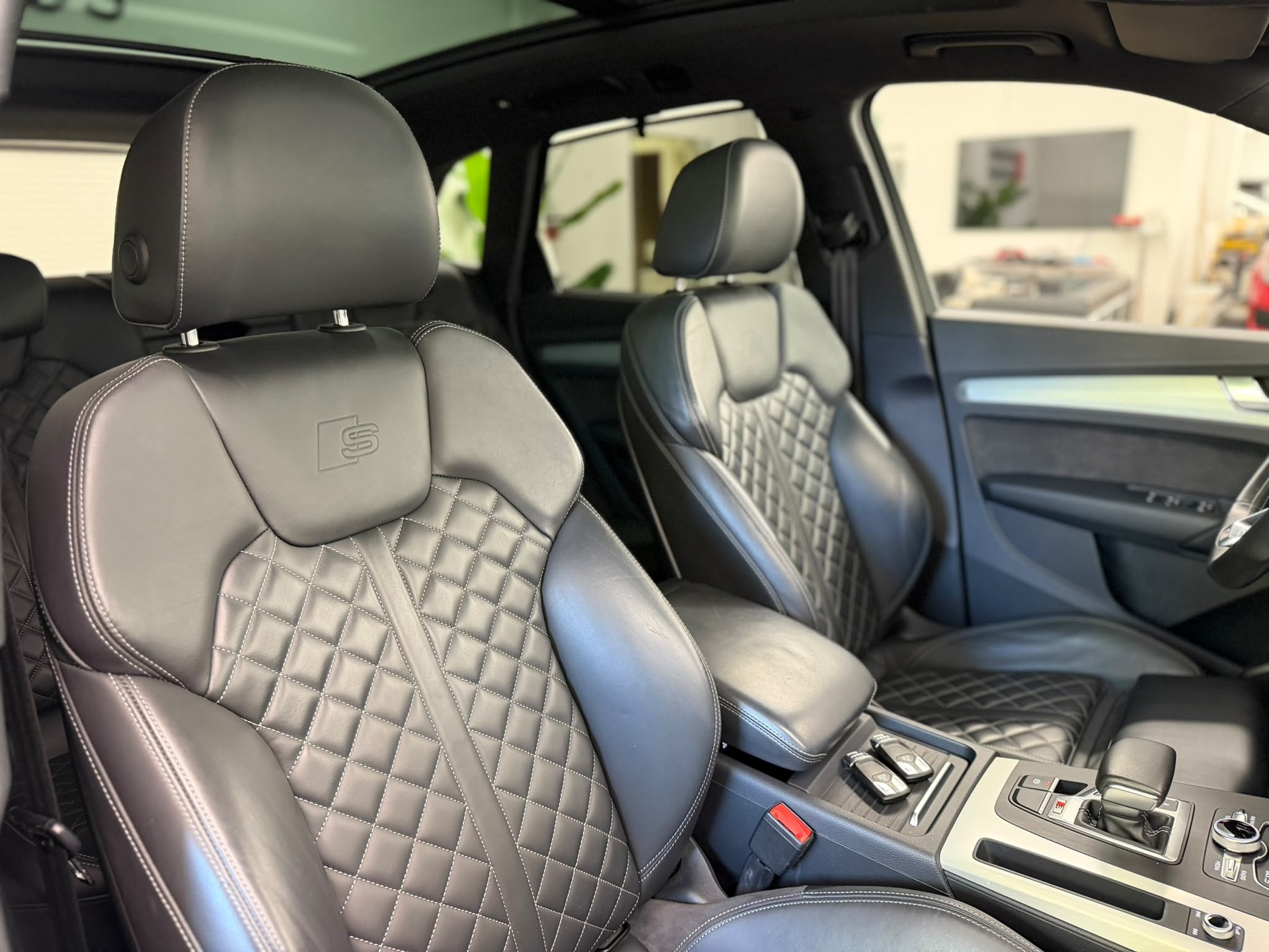 AUDI SQ5 TDI quattro tiptronic-image-26