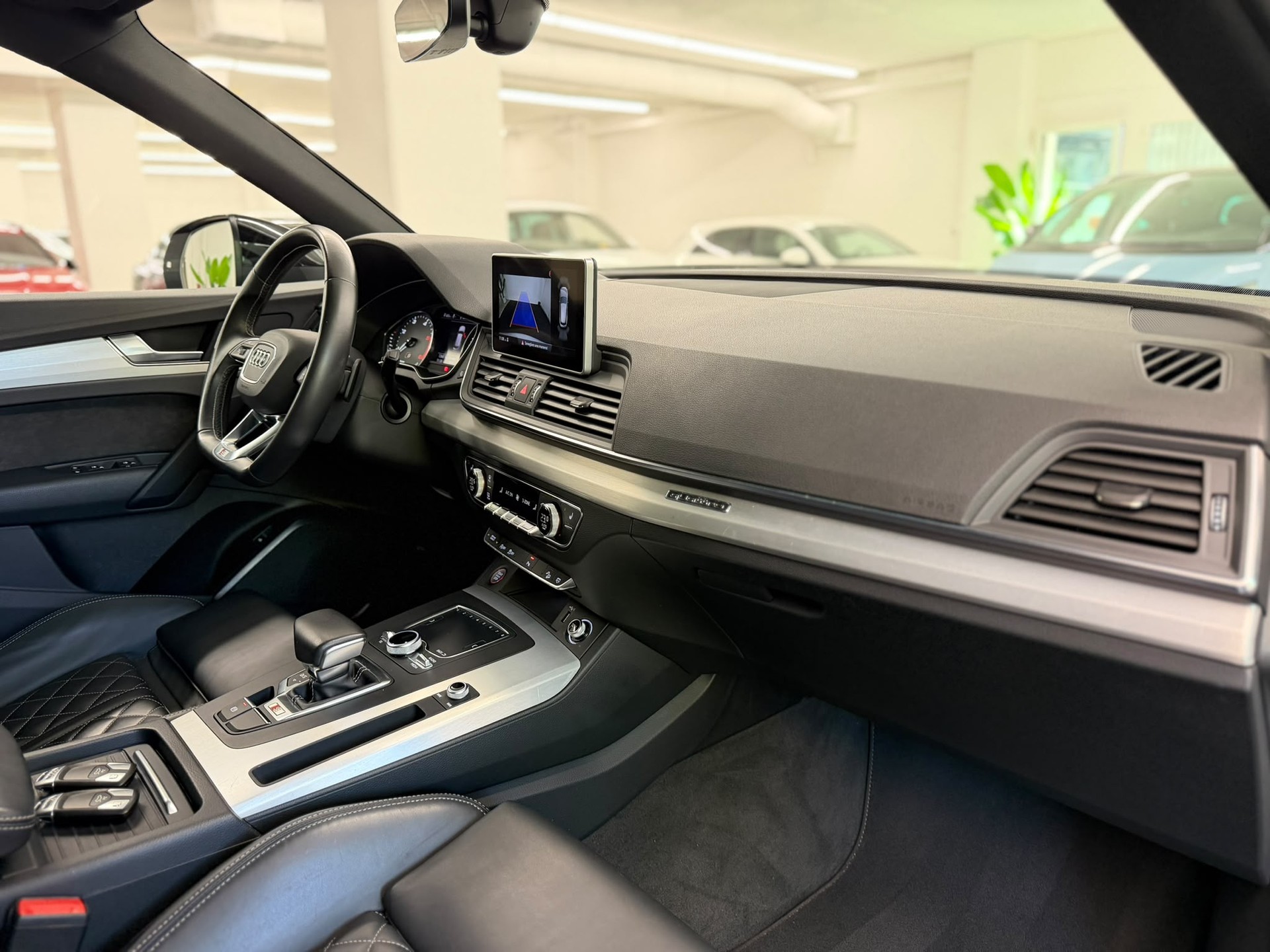 AUDI SQ5 TDI quattro tiptronic-image-25
