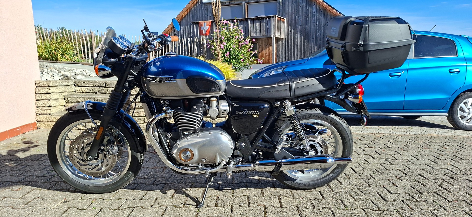 TRIUMPH Bonneville T120-image-0