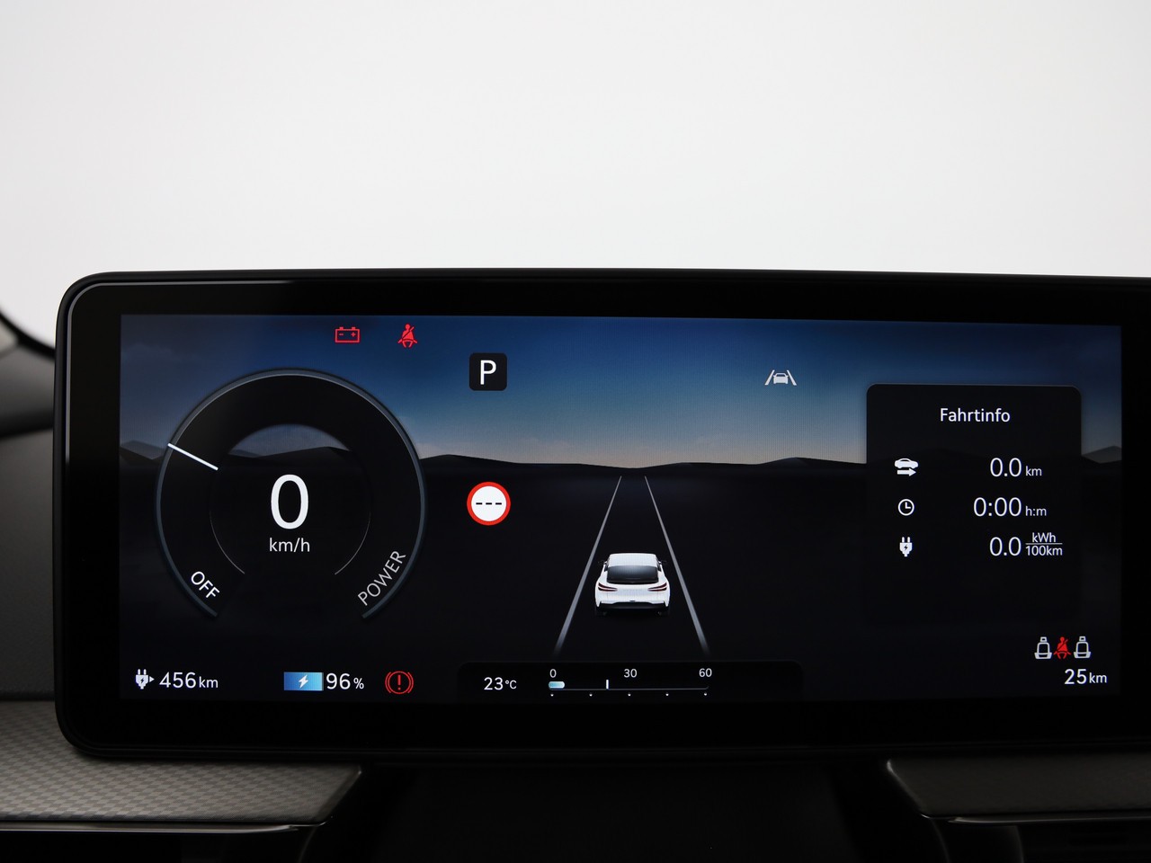 GENESIS GV60 77.4 kWh Premium-image-7