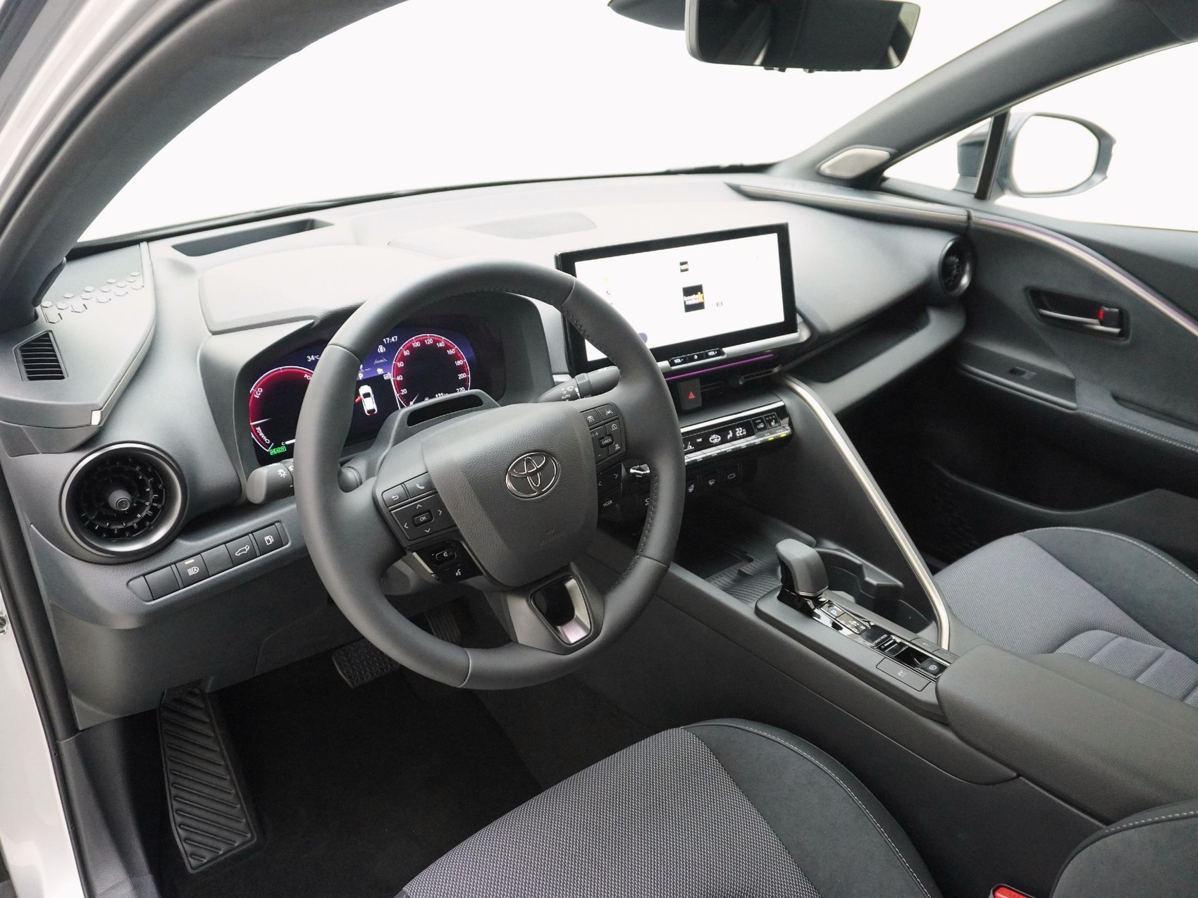 TOYOTA C-HR 2.0 HEV Style 4x4 🤠mit Panorama Glasdach 🤠-image-6