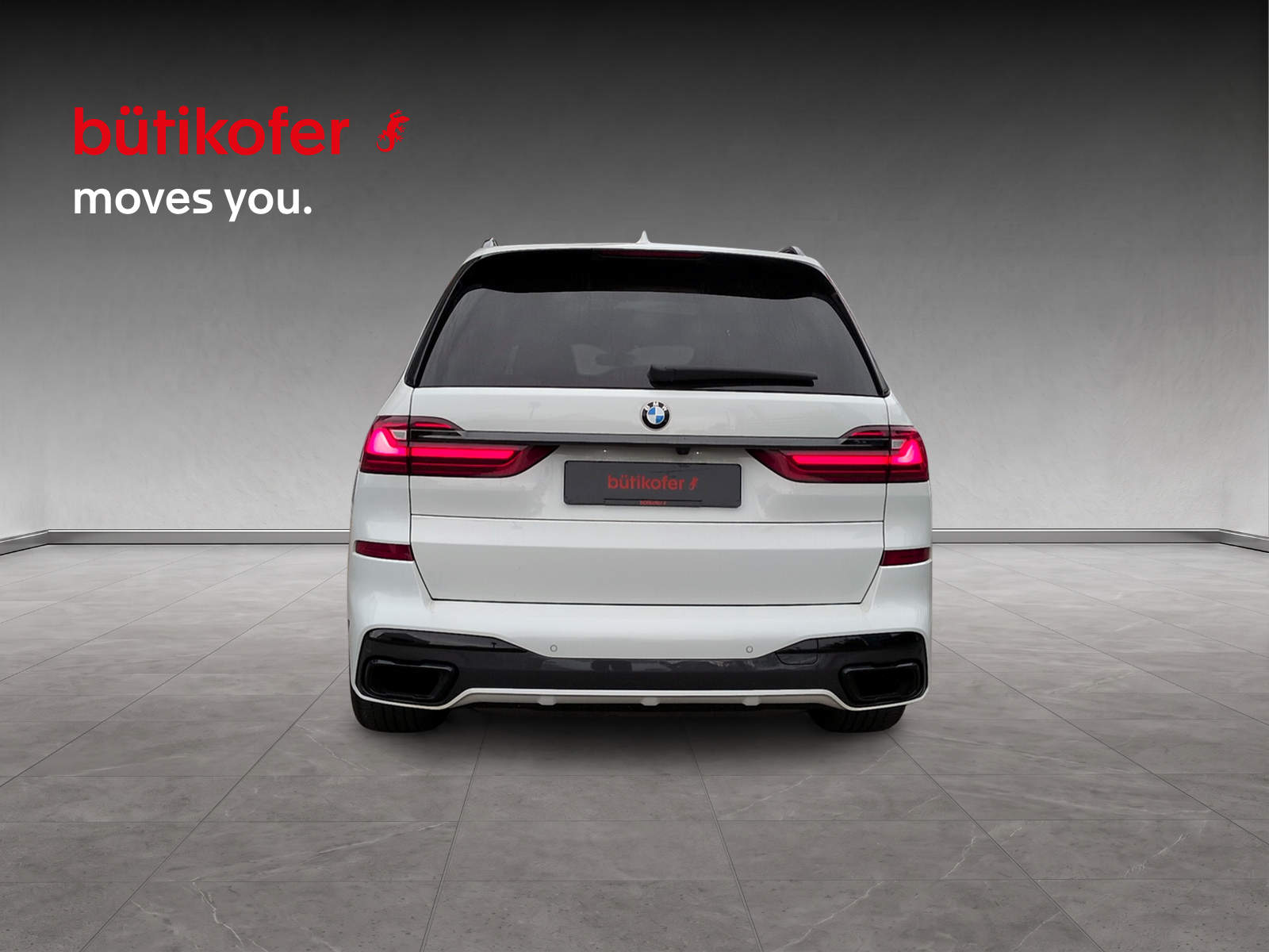 BMW X7 M50i-showroom-element-3