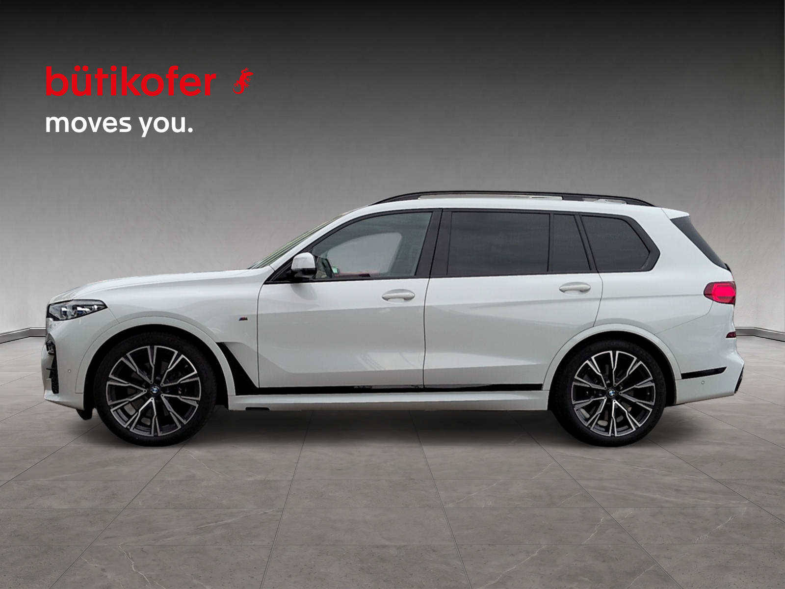 BMW X7 M50i-showroom-element-1