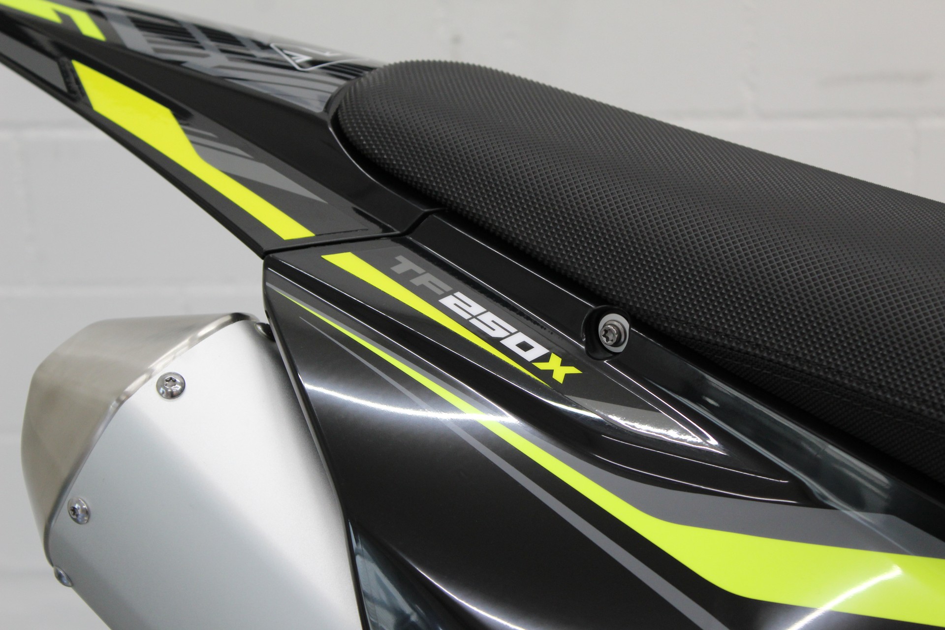 TRIUMPH TF-250X-image-7