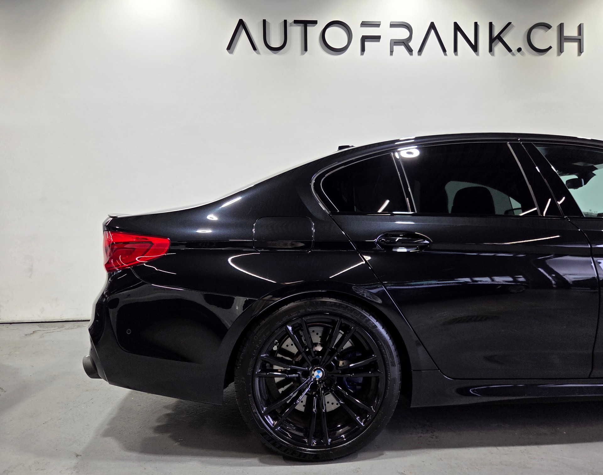 BMW M5 Competition xDrive-image-26