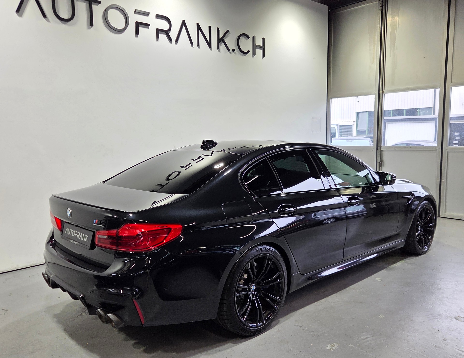 BMW M5 Competition xDrive-image-20