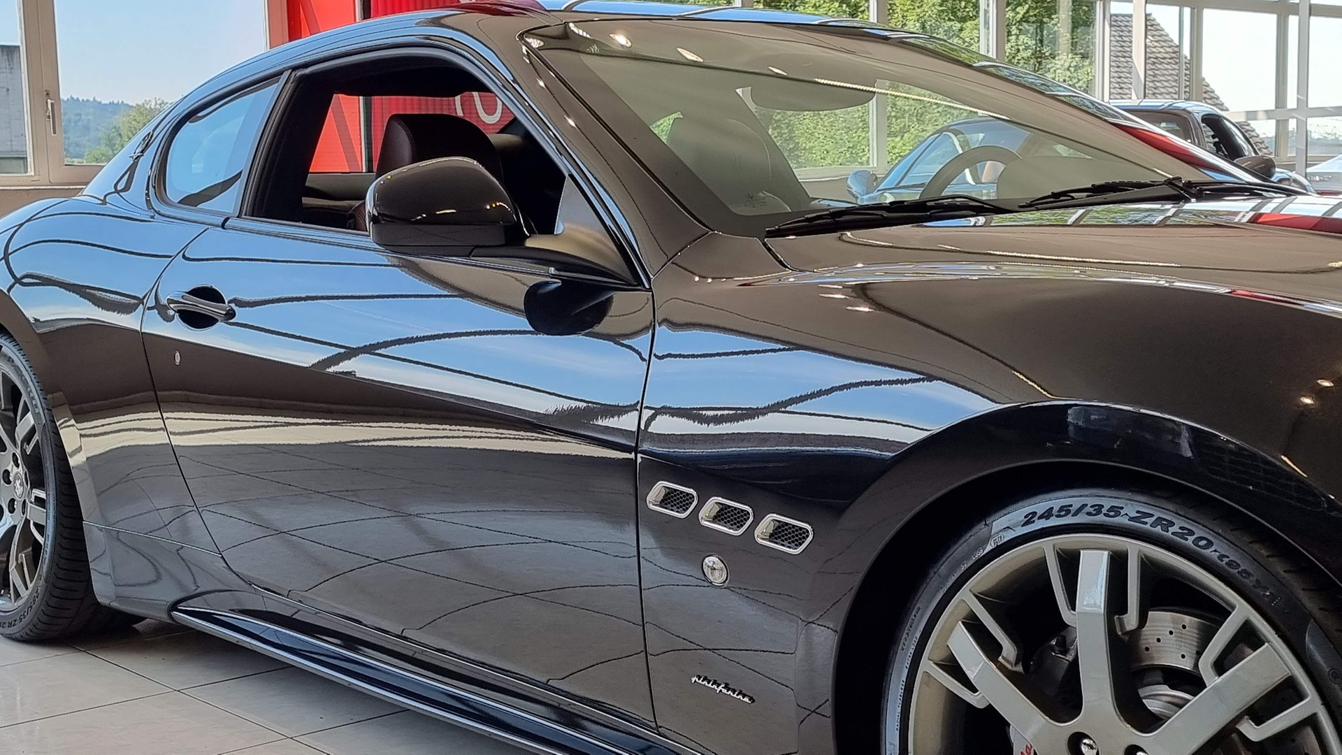 MASERATI Granturismo 4.7 V8 S-image-8