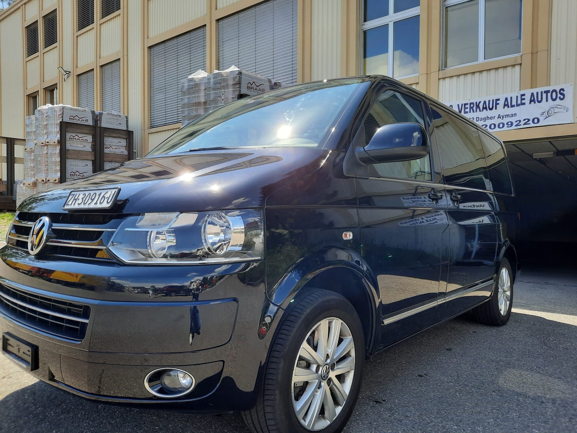 VW T5 Multivan 2.0 Bi-TDI CR Highline Premium 4x4-image-1