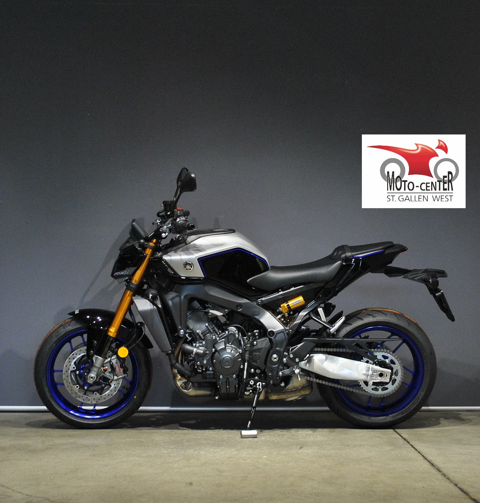 YAMAHA M-09SP-image-2