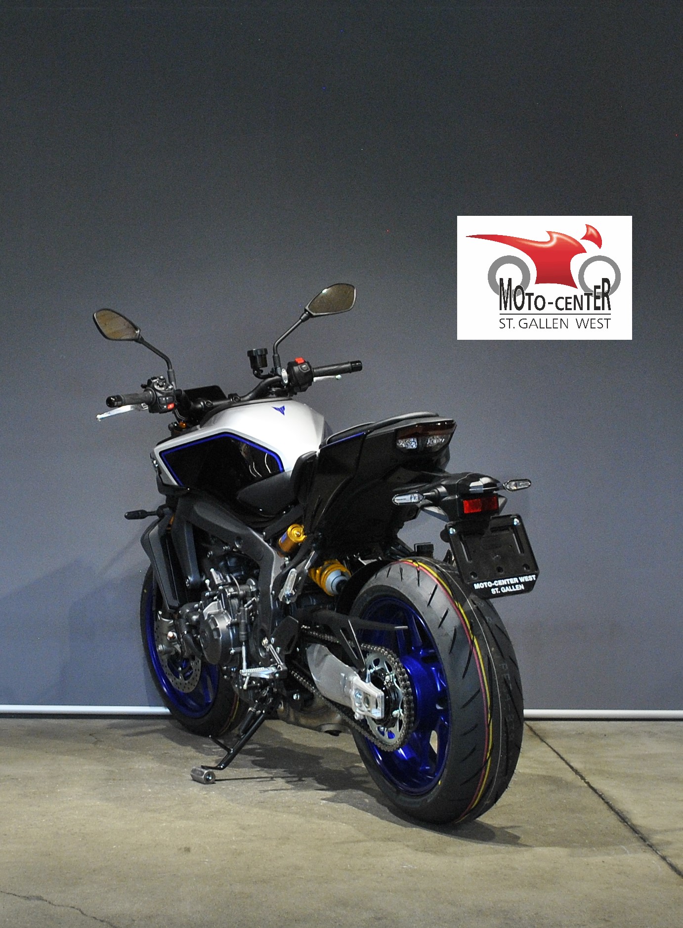 YAMAHA M-09SP-image-3