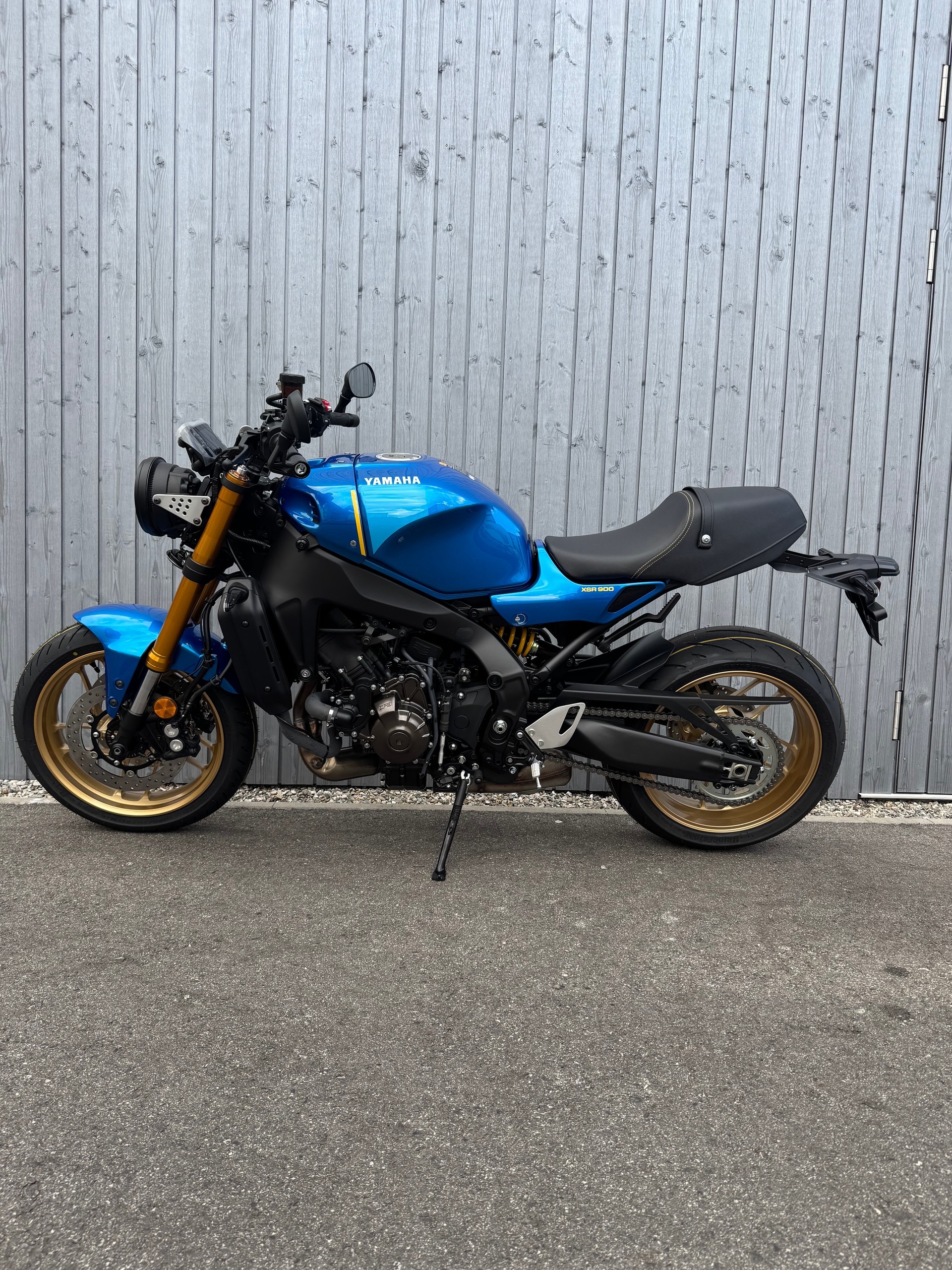 YAMAHA XSR 900-image-4