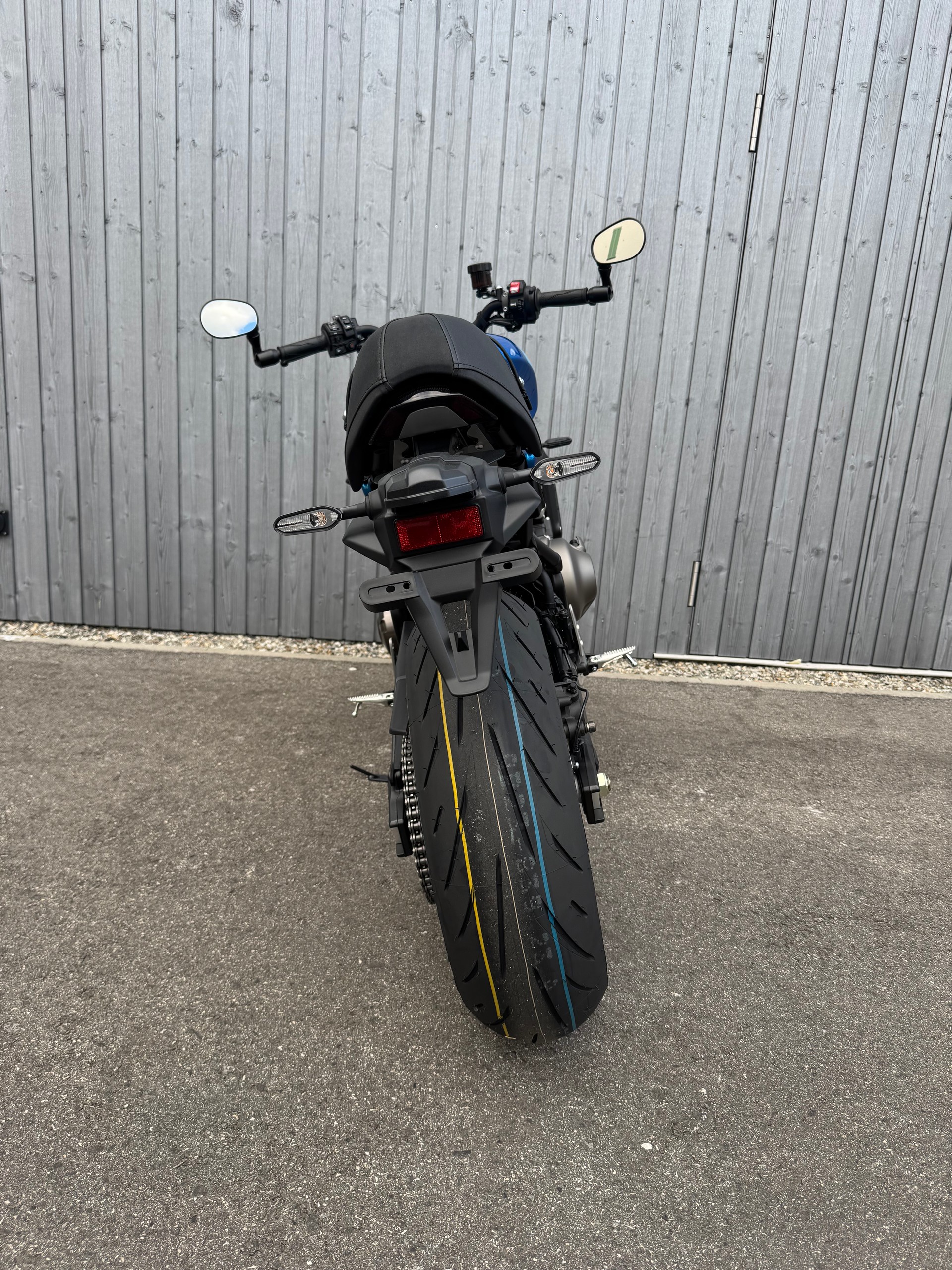 YAMAHA XSR 900-image-5
