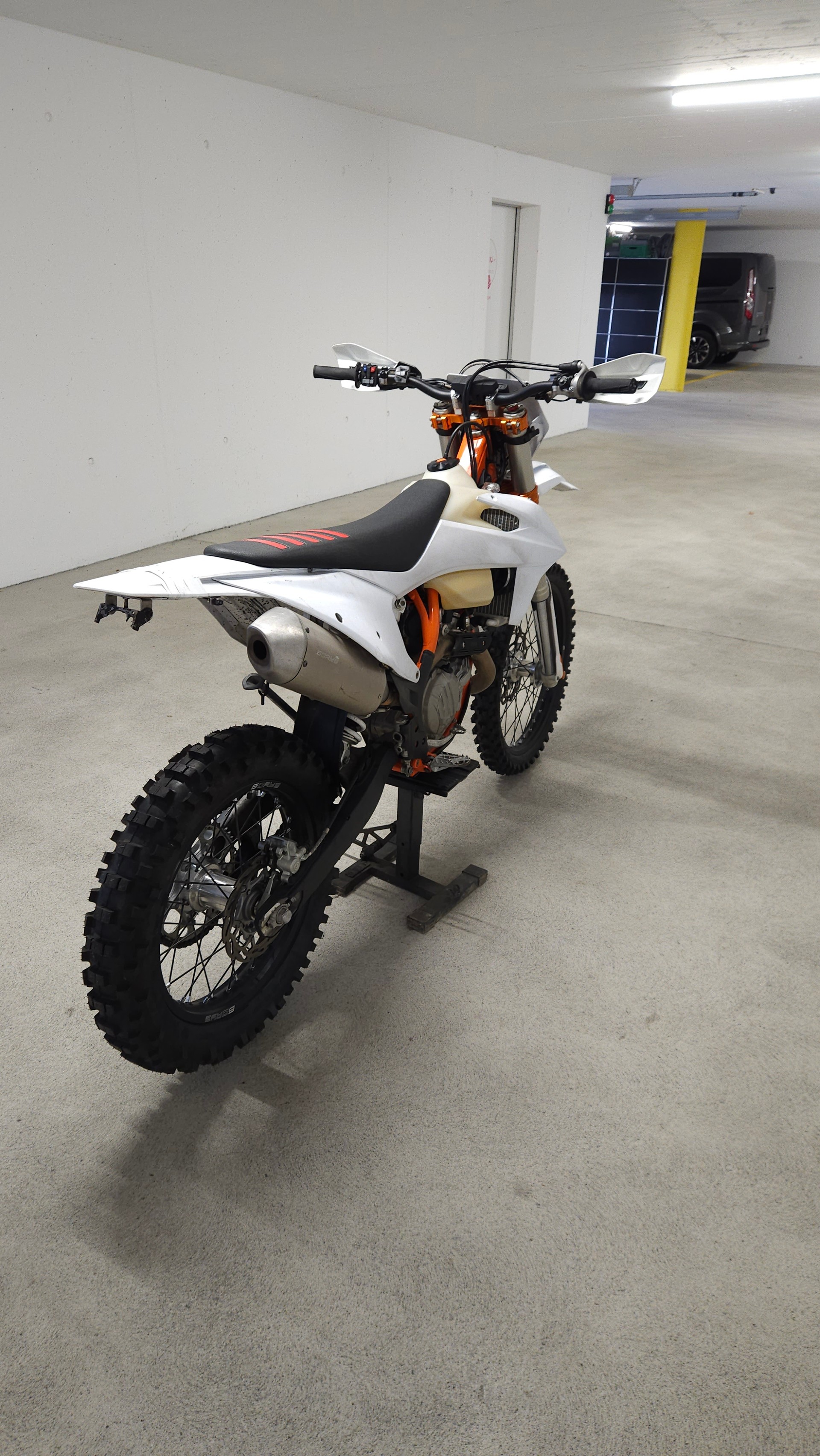 KTM EXC Sixdays-image-2