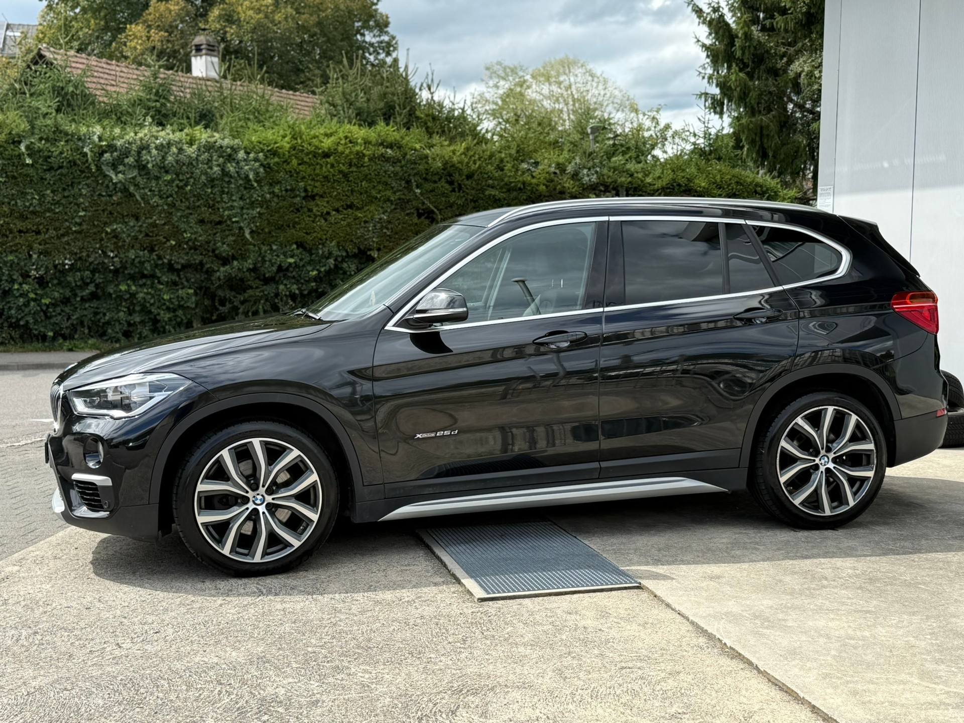 BMW X1 xDrive 25d xLine Steptronic-image-7