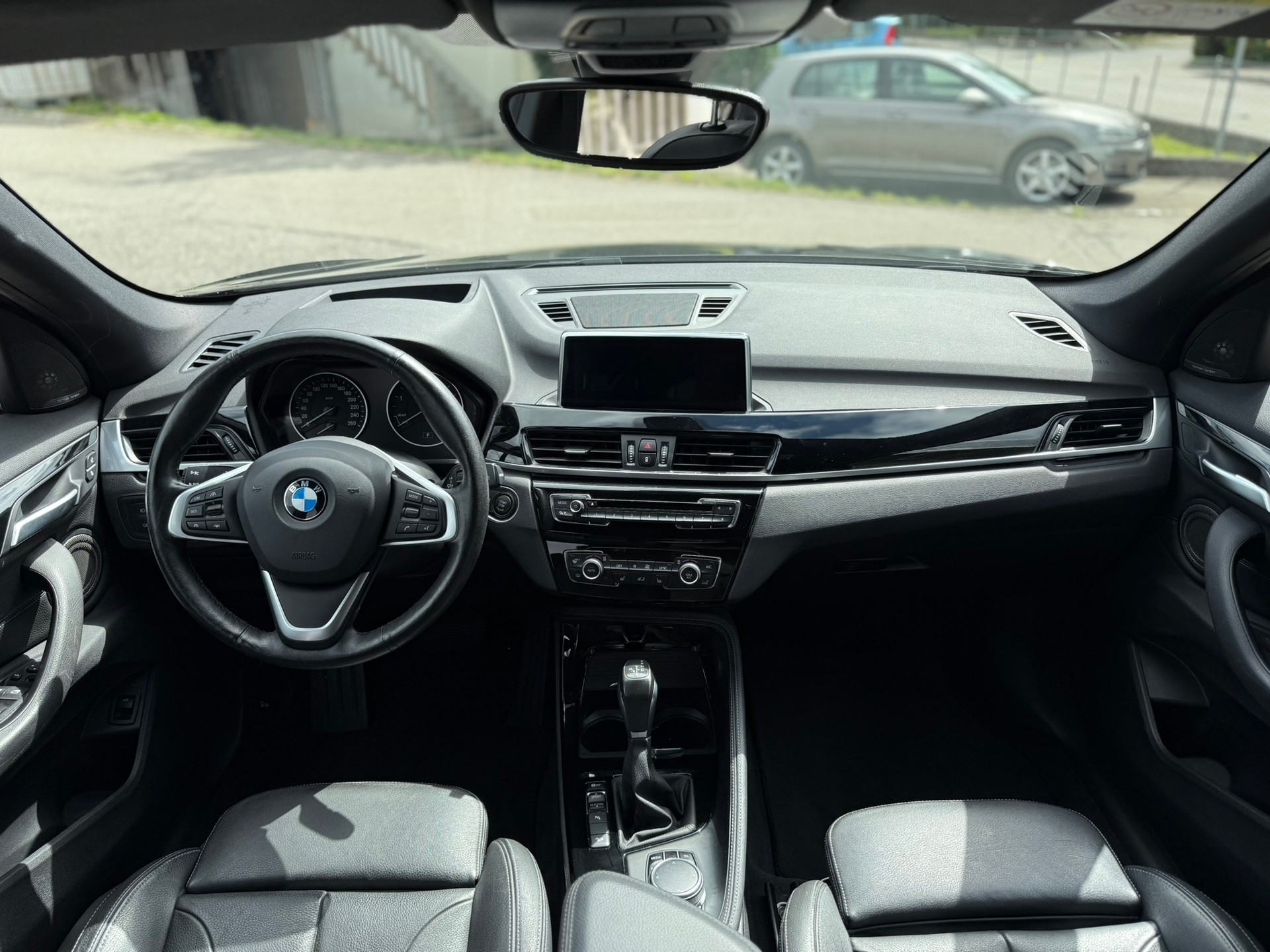 BMW X1 xDrive 25d xLine Steptronic-image-11