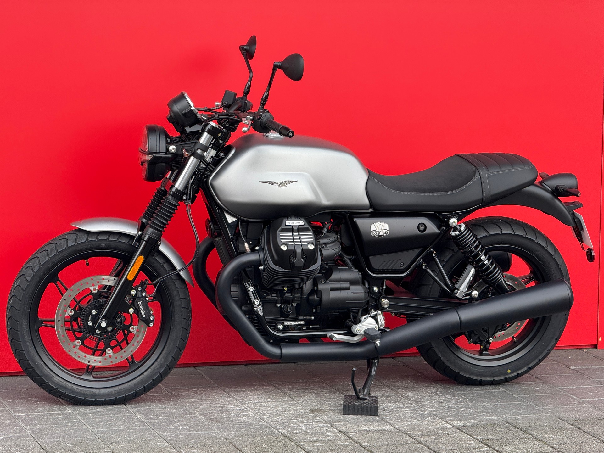 MOTO GUZZI V7 IV 850 Stone-image-5