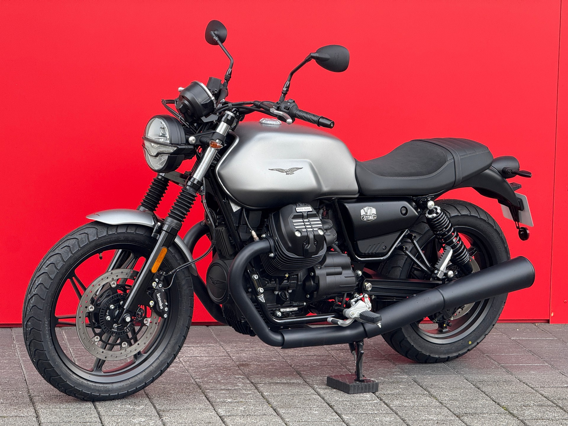 MOTO GUZZI V7 IV 850 Stone-image-2