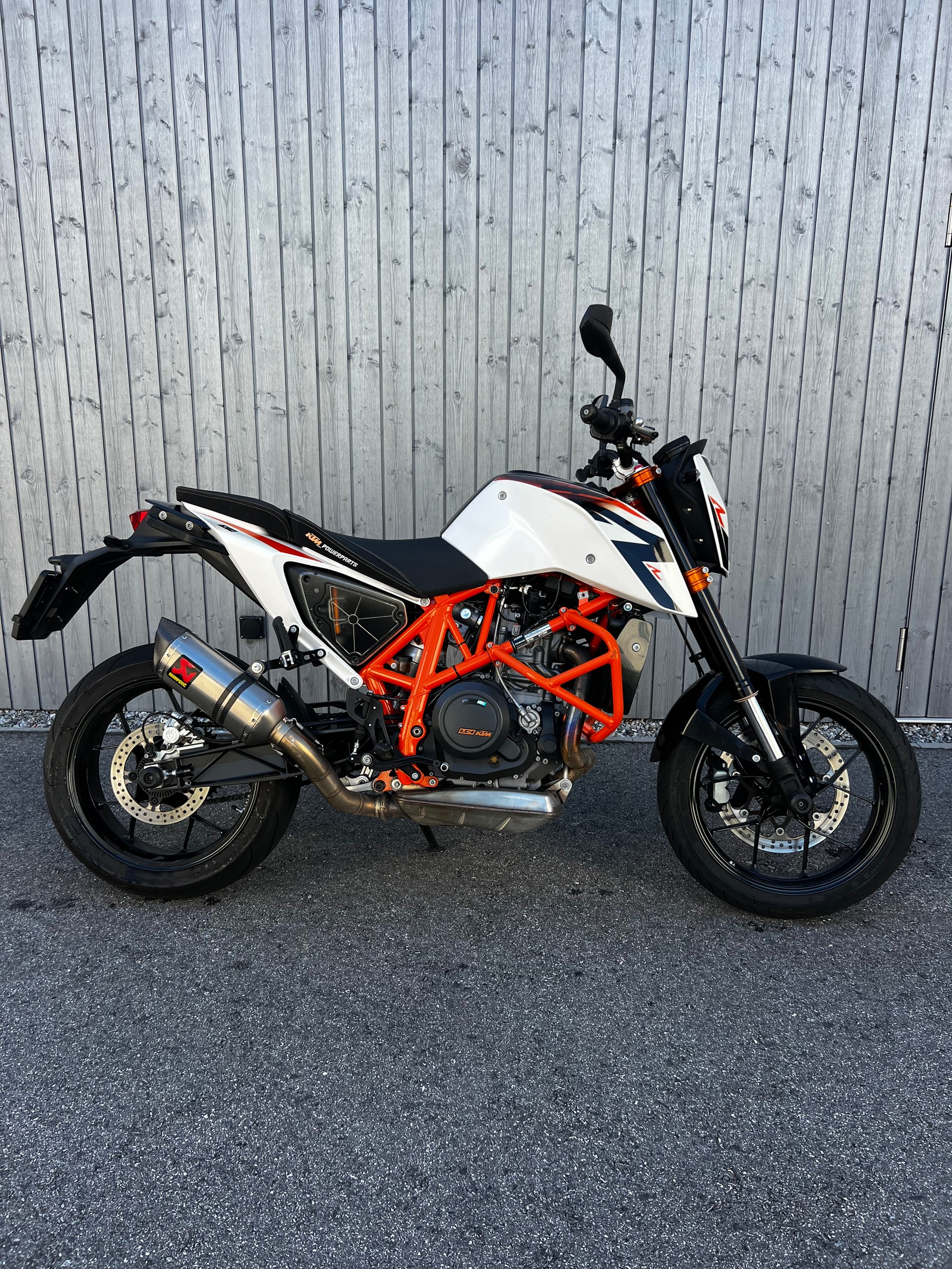 KTM 690 Duke R ABS-image-0