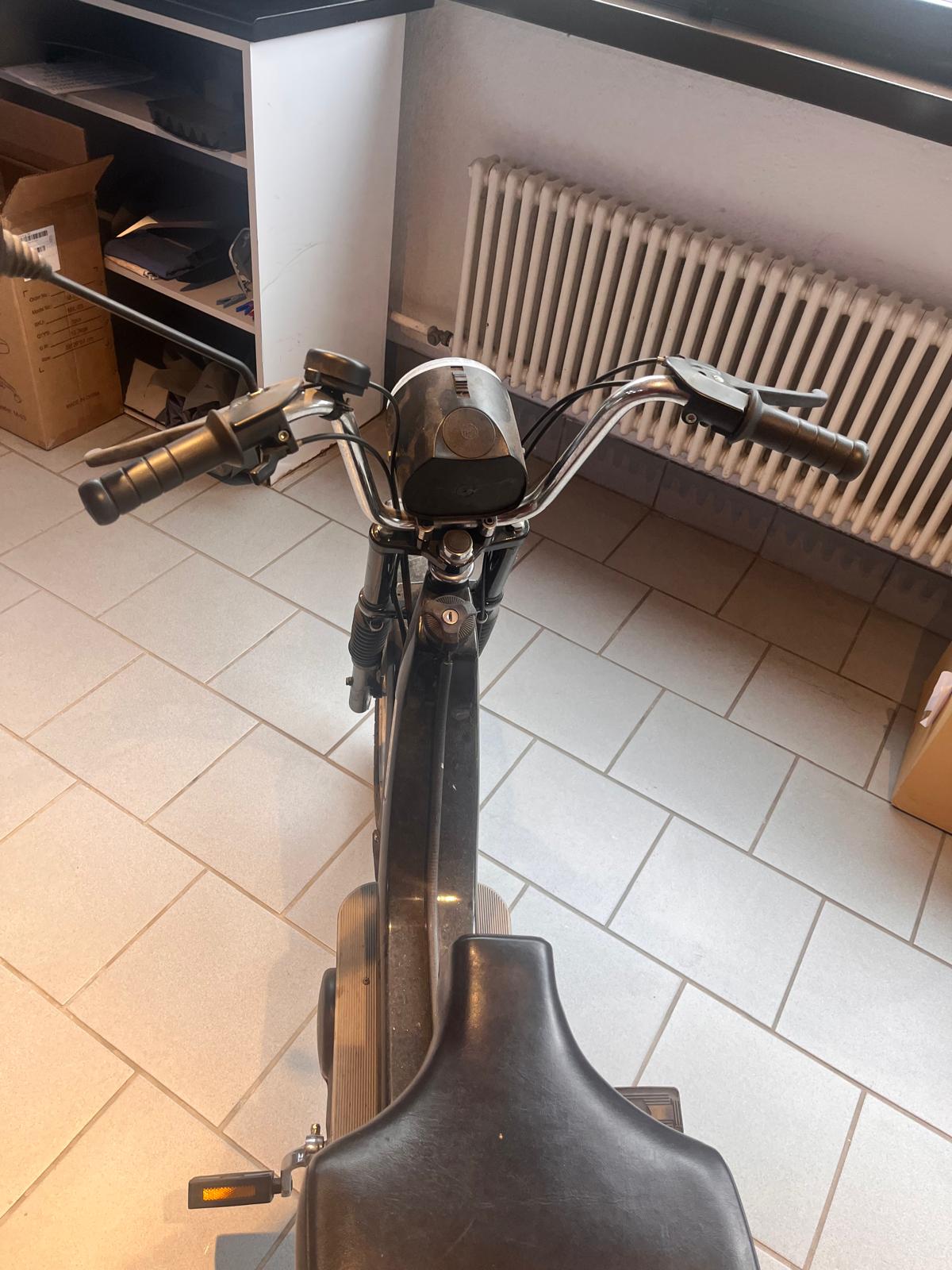 PIAGGIO 1-image-2