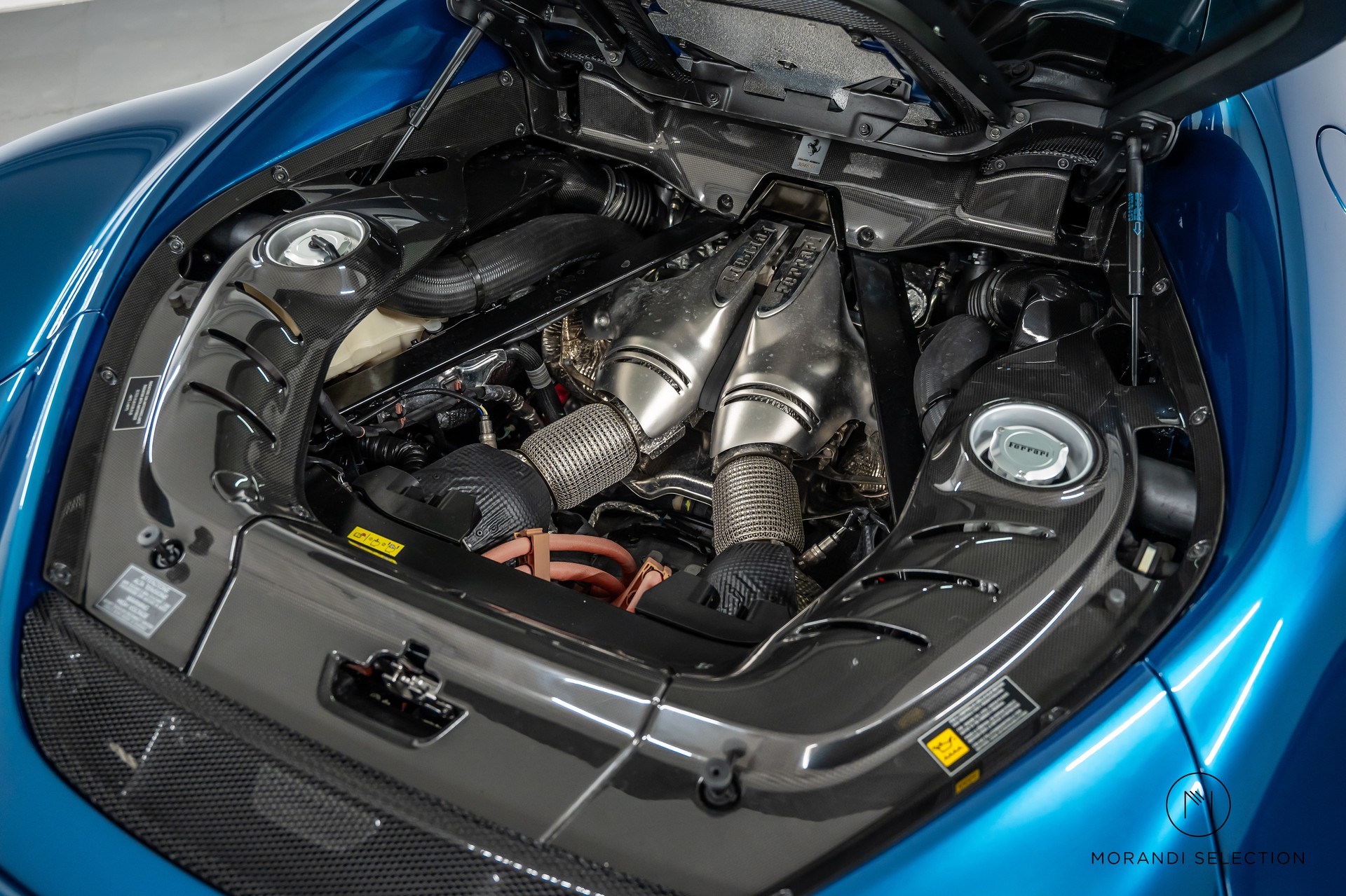 FERRARI 296 GTB 3.0 Turbo-image-13