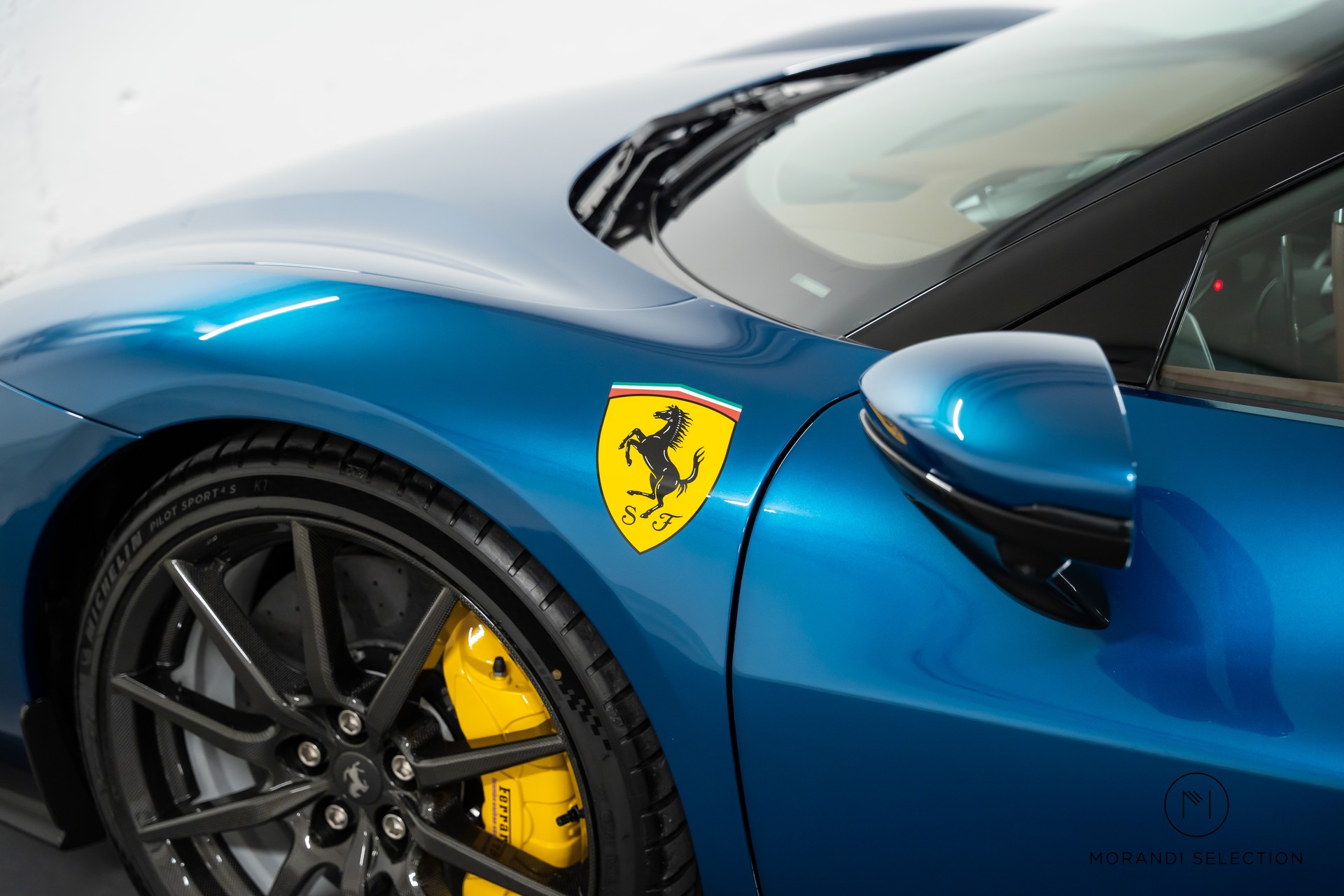 FERRARI 296 GTB 3.0 Turbo-image-9